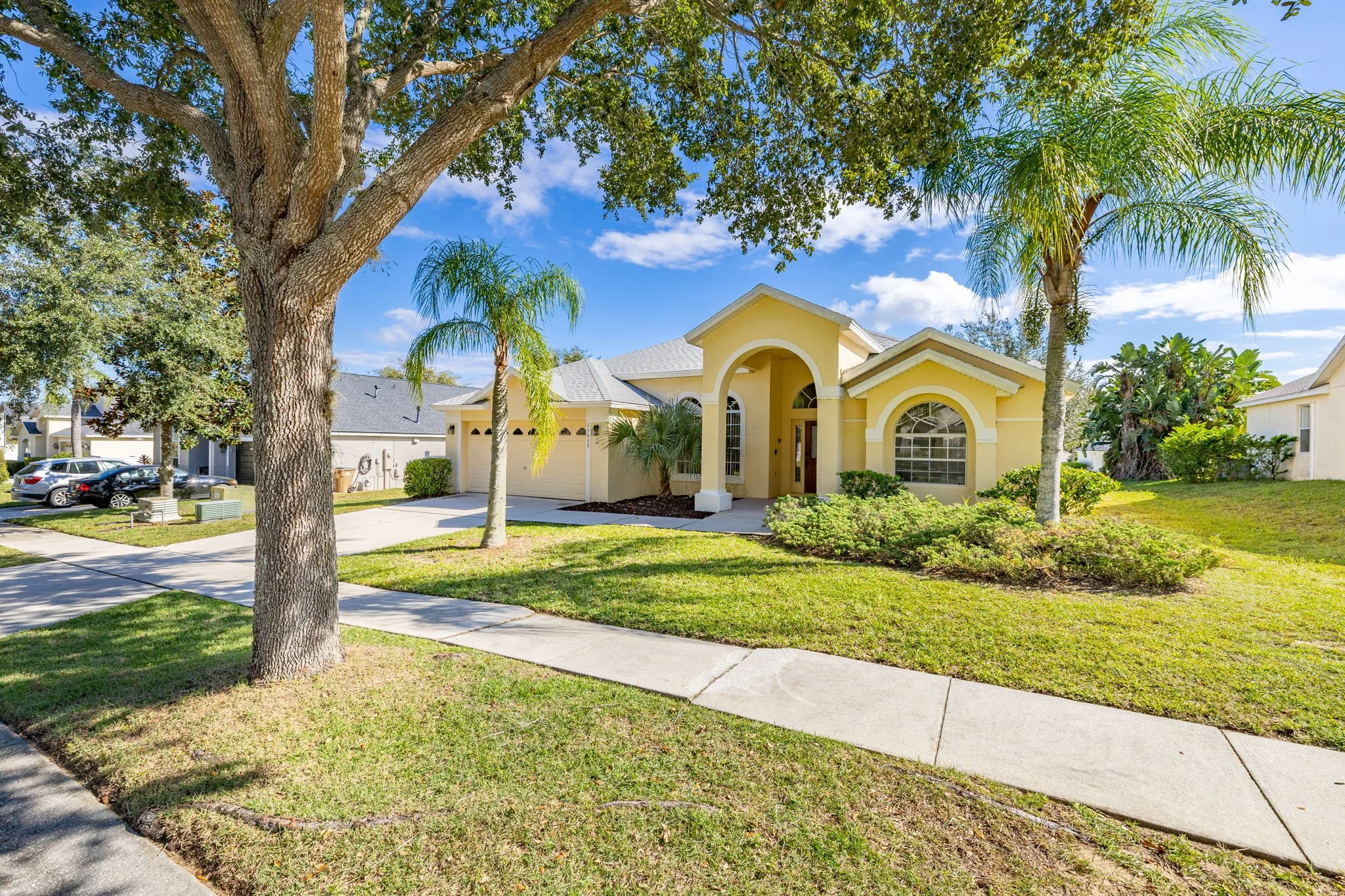 5-web-or-mls-exterior-19.jpg