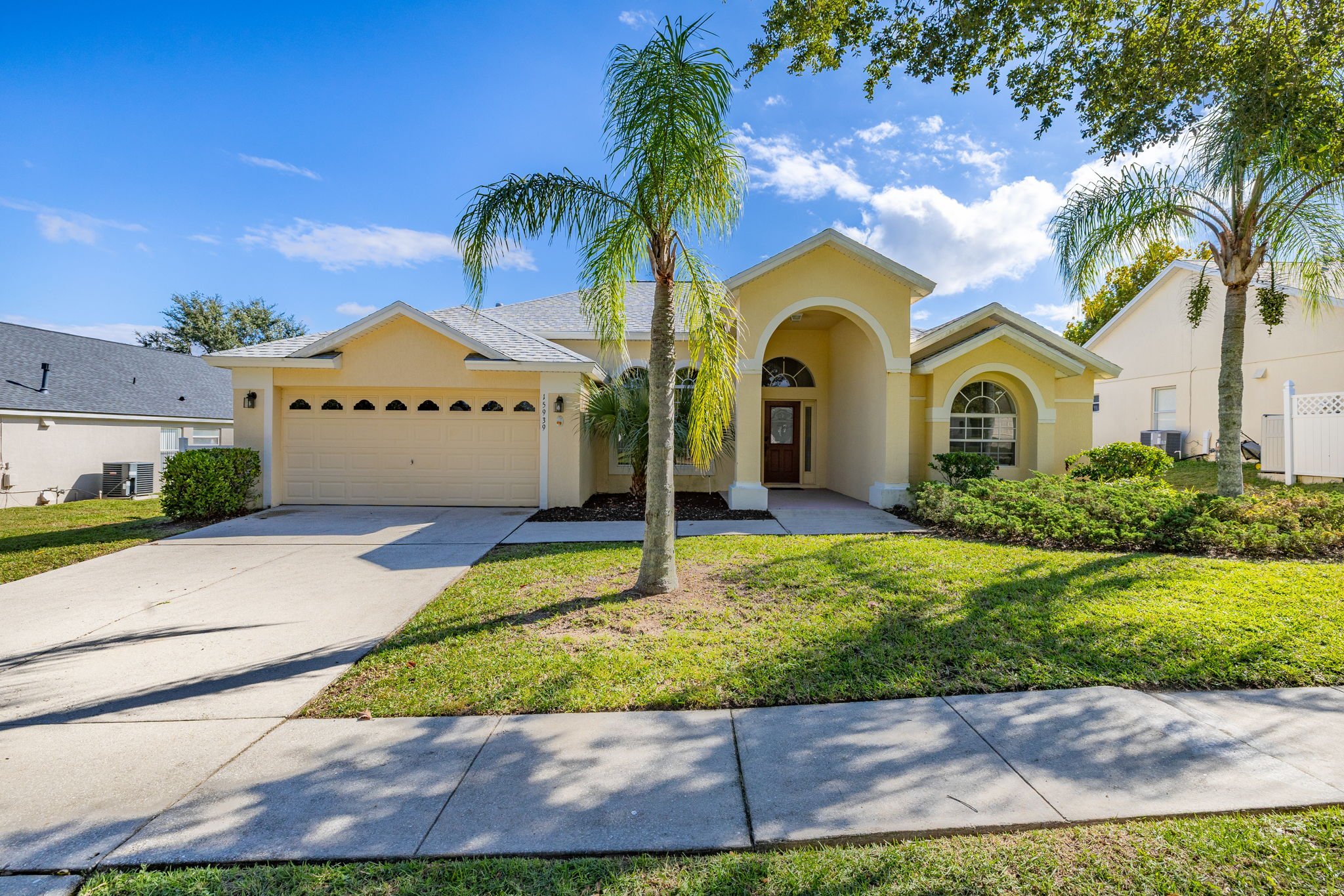 3-web-or-mls-exterior-16.jpg