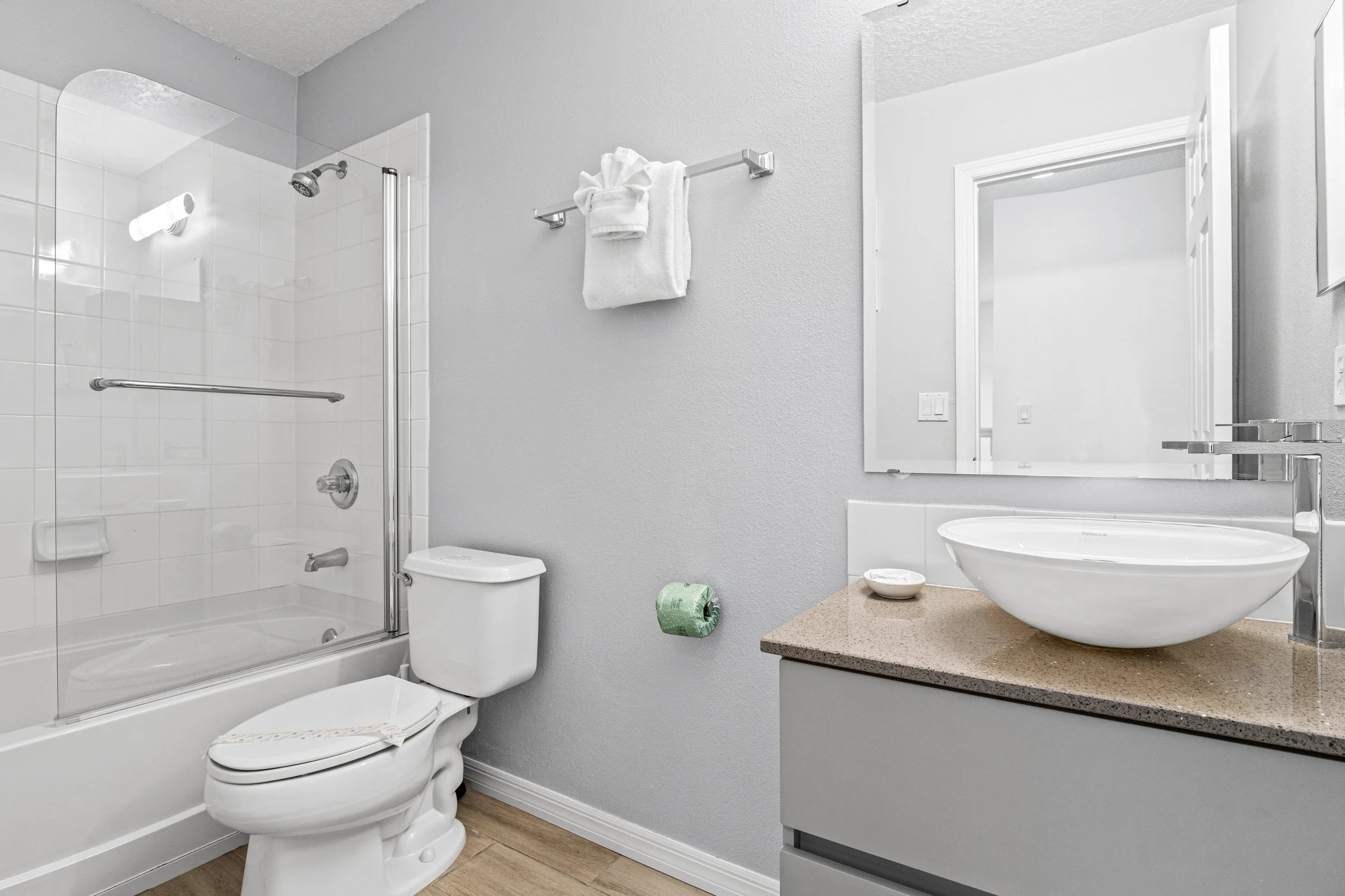 5 Bedroom Orlando Villa - Ensuite.jpg