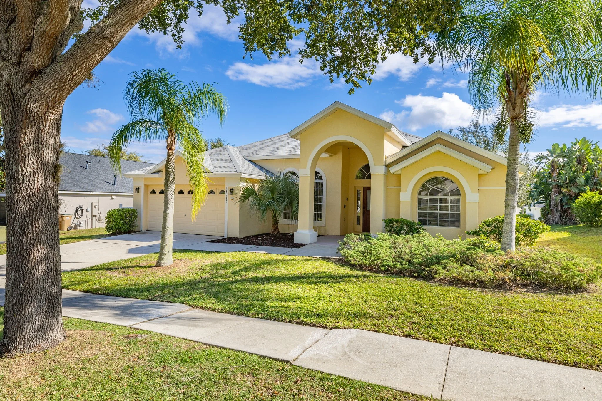 2-web-or-mls-exterior-20.jpg