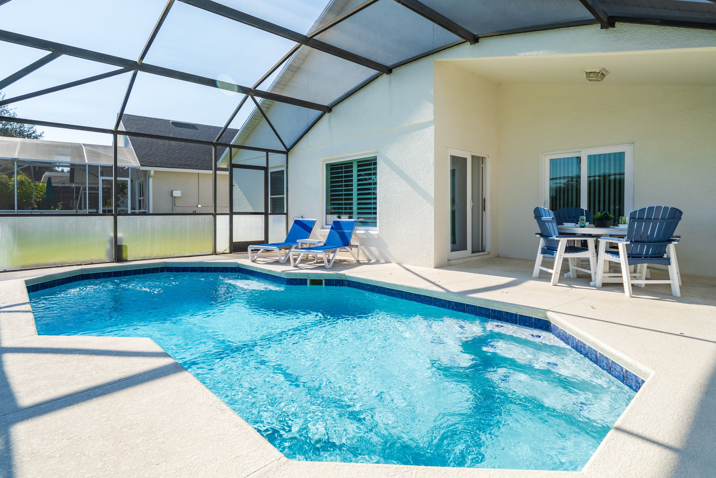 Lake view 4 bed villa near Disney