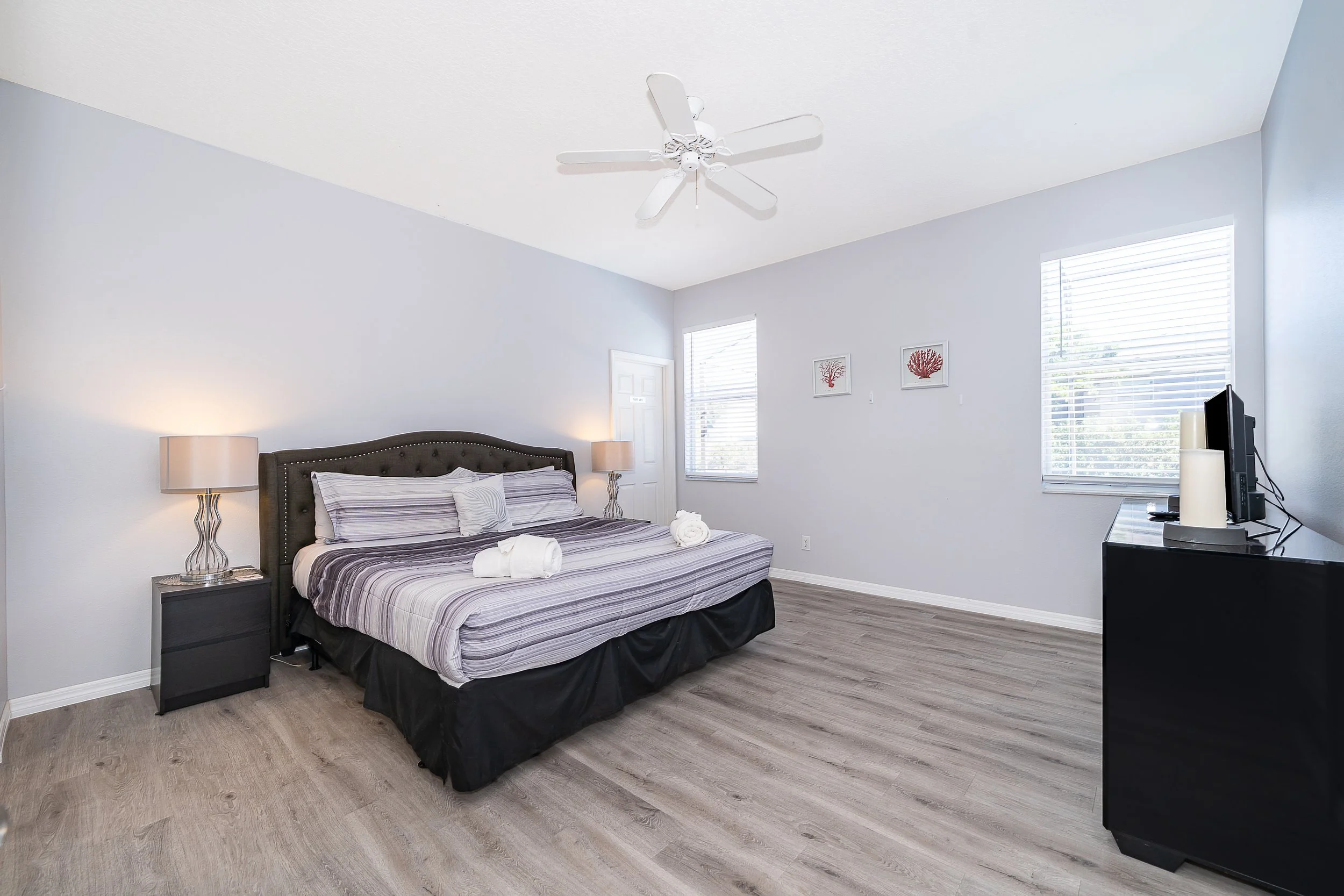 328 Montara Dr-18.jpg