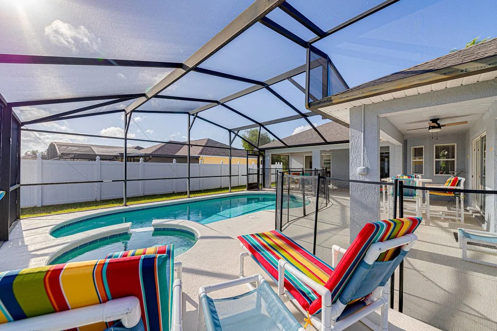 252BD - Tuscan Ridge - Newly Refurbished, Superior 4 Bed 3 Bath Villa with Large Private Pool Deck