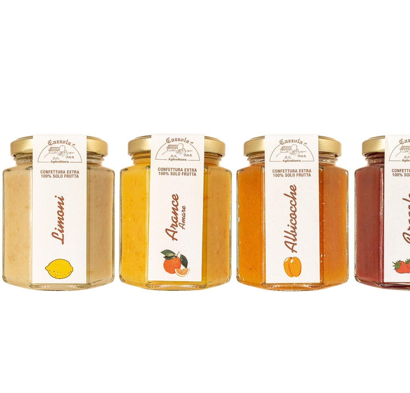 Le marmellate 100% solo frutta #apicolturacazzola 

Our jams 100% only fruits #apicolturacazzola