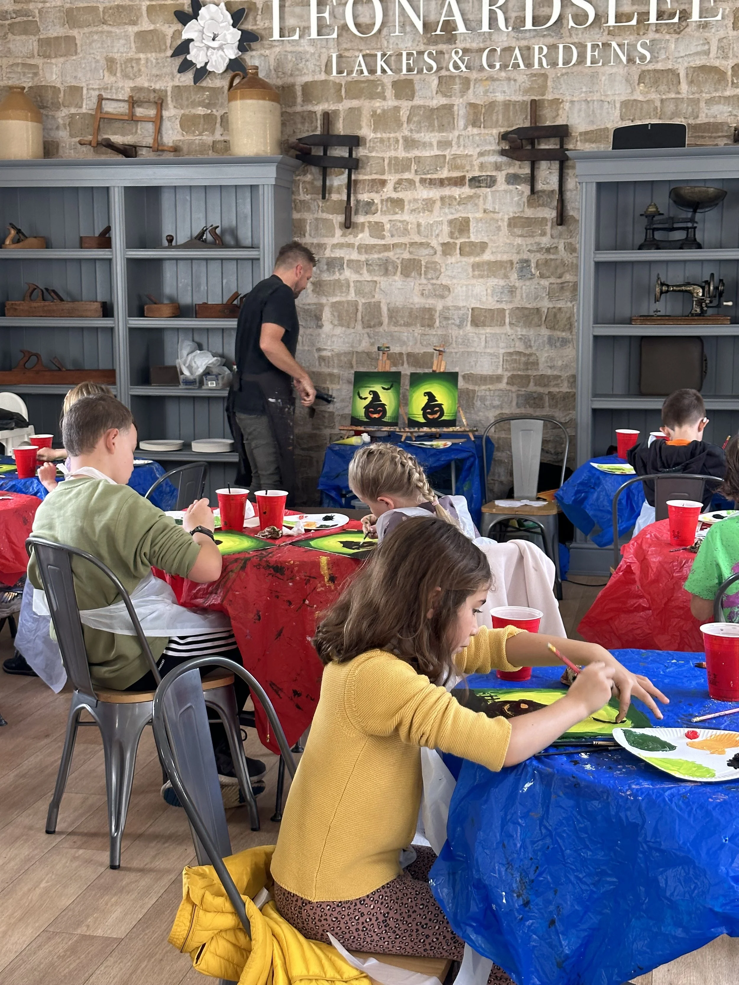 Children’s Christmas Paintalong Leonardslee Gardens