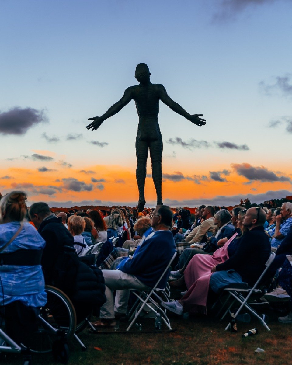 Last weekend saw us launch our summer events in style! 🌿☀️

From the serene sounds of Lumos Live&rsquo;s candlelit classical performance on the Leonardslee House Lawn to the energetic buzz of the Heritage Trail Series Sparkling Run &amp; Summer Run,