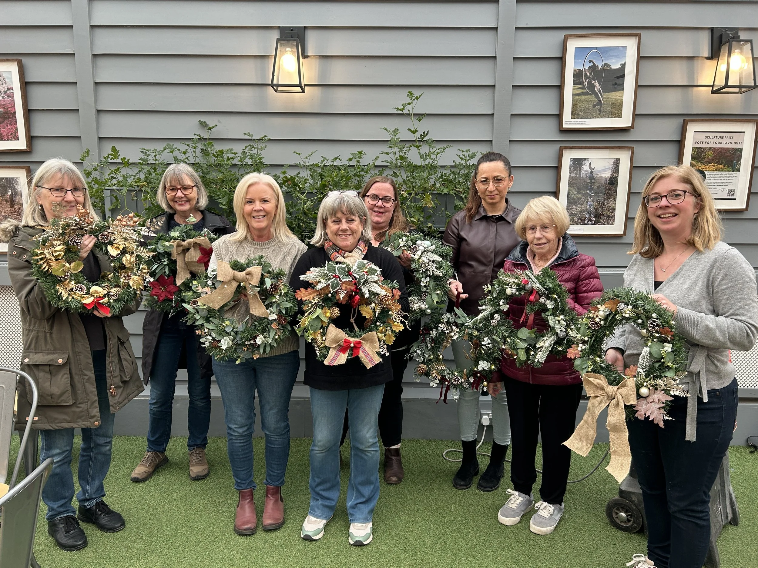 Leonardslee Reusable Christmas Wreath Group.JPG
