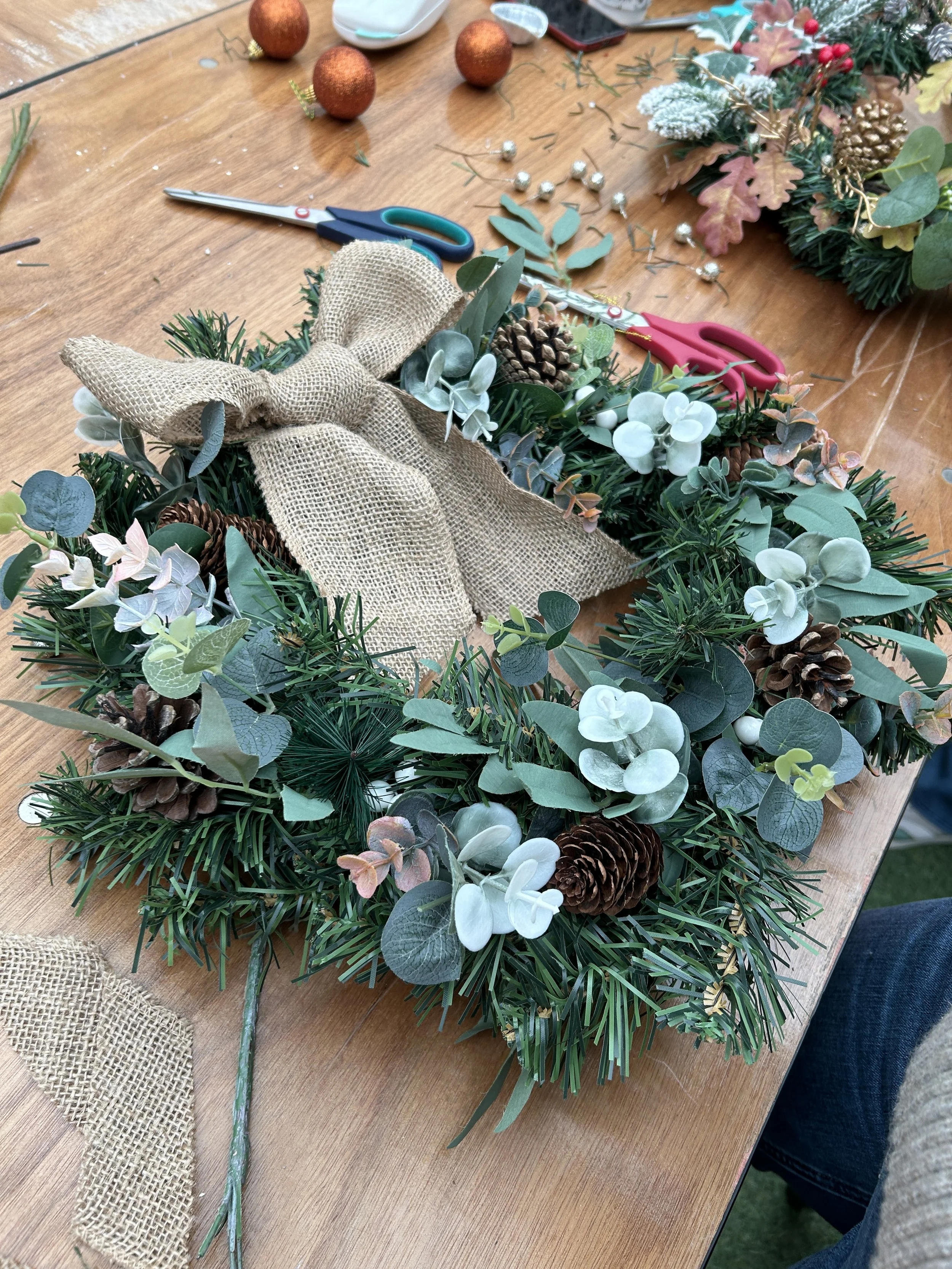 Reusable Christmas Wreath Group 1.JPG