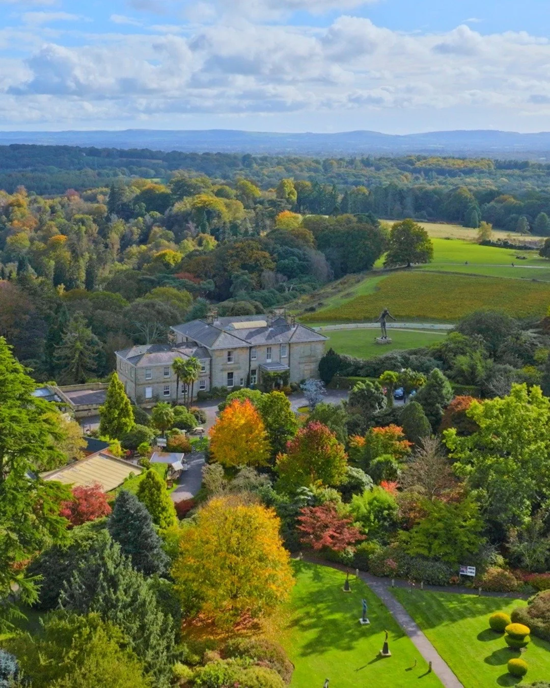 We’re delighted to share some wonderful news!
Leonardslee Lakes & Gardens has been awarded Commended status in the Beautiful South Tourism Awards for Excellence 2025–2026, in the Large Visitor Attraction of the Year category.
This a