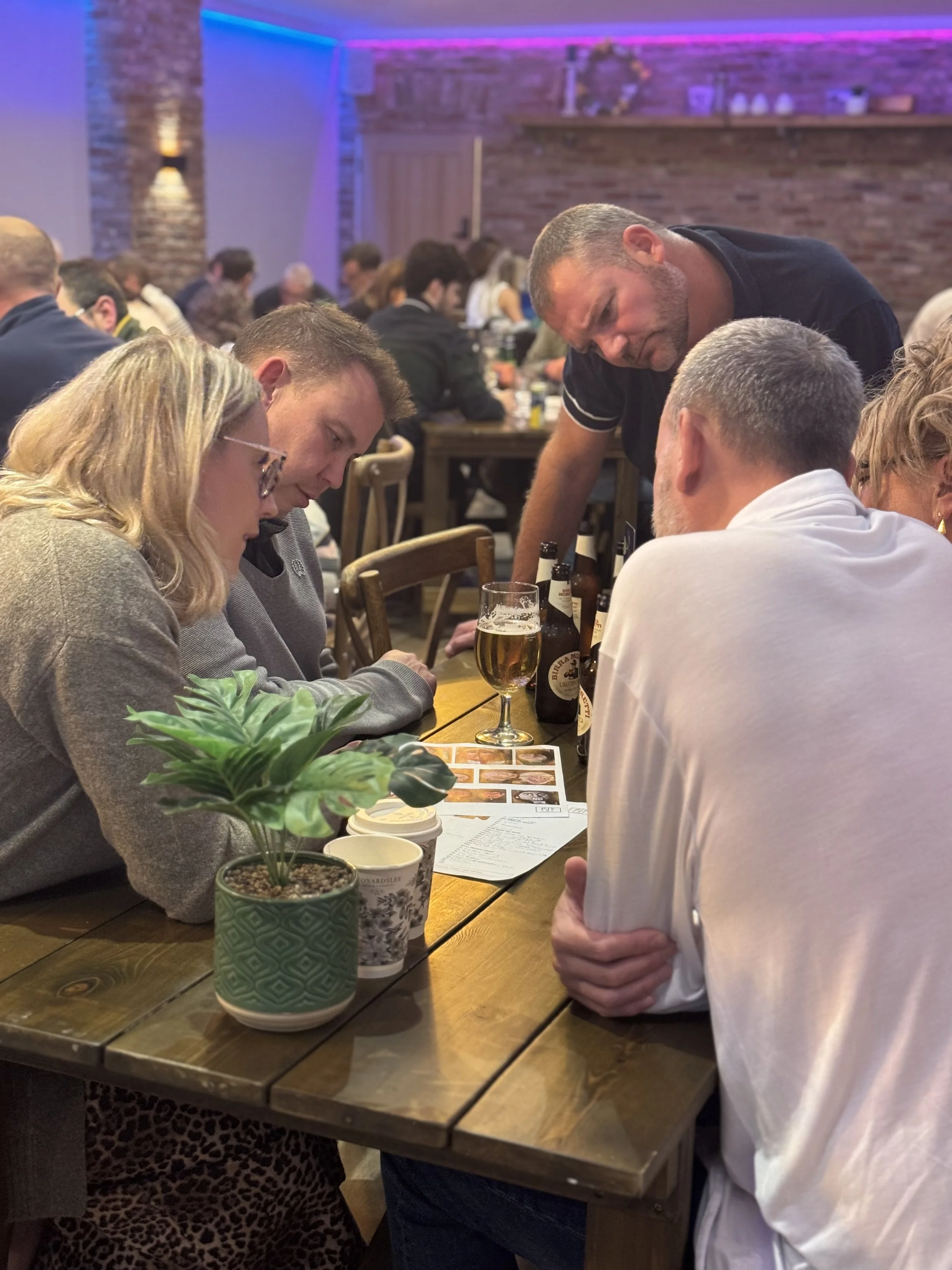 Leonardslee Quiz Night 2025  (5).jpg