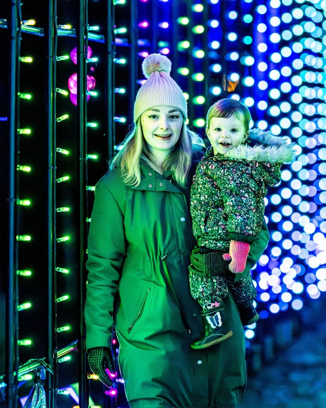 Where families wander into wonder and the magic of winter comes alive. ✨

Limited dates available for @leonardsleelights, don't miss out on the magic! Head to the link on our profile to book your experience with us. 

#FamilyFun
#KidsInWonderland
#UK