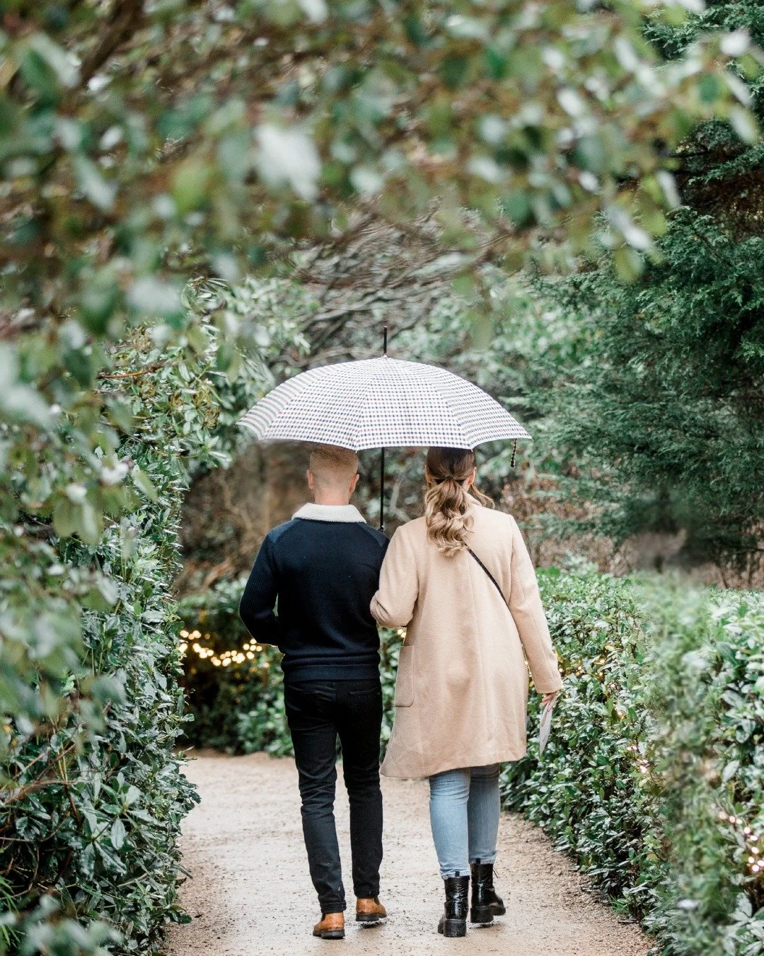 ❄️ Boxing Day at Leonardslee ❄️

Step outside and wander through our gardens, where winter&rsquo;s calm brings sparkling lakes, quiet woodland paths, and breathtaking views. 🌿✨

After exploring, warm up with all-day brunch at the Clocktower Kitchen,