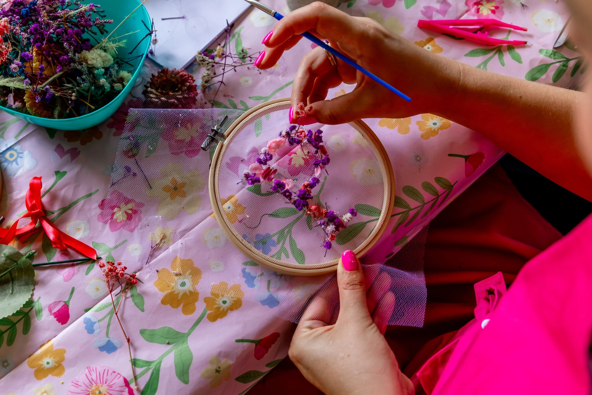 Everlasting Floral Hoop Workshop