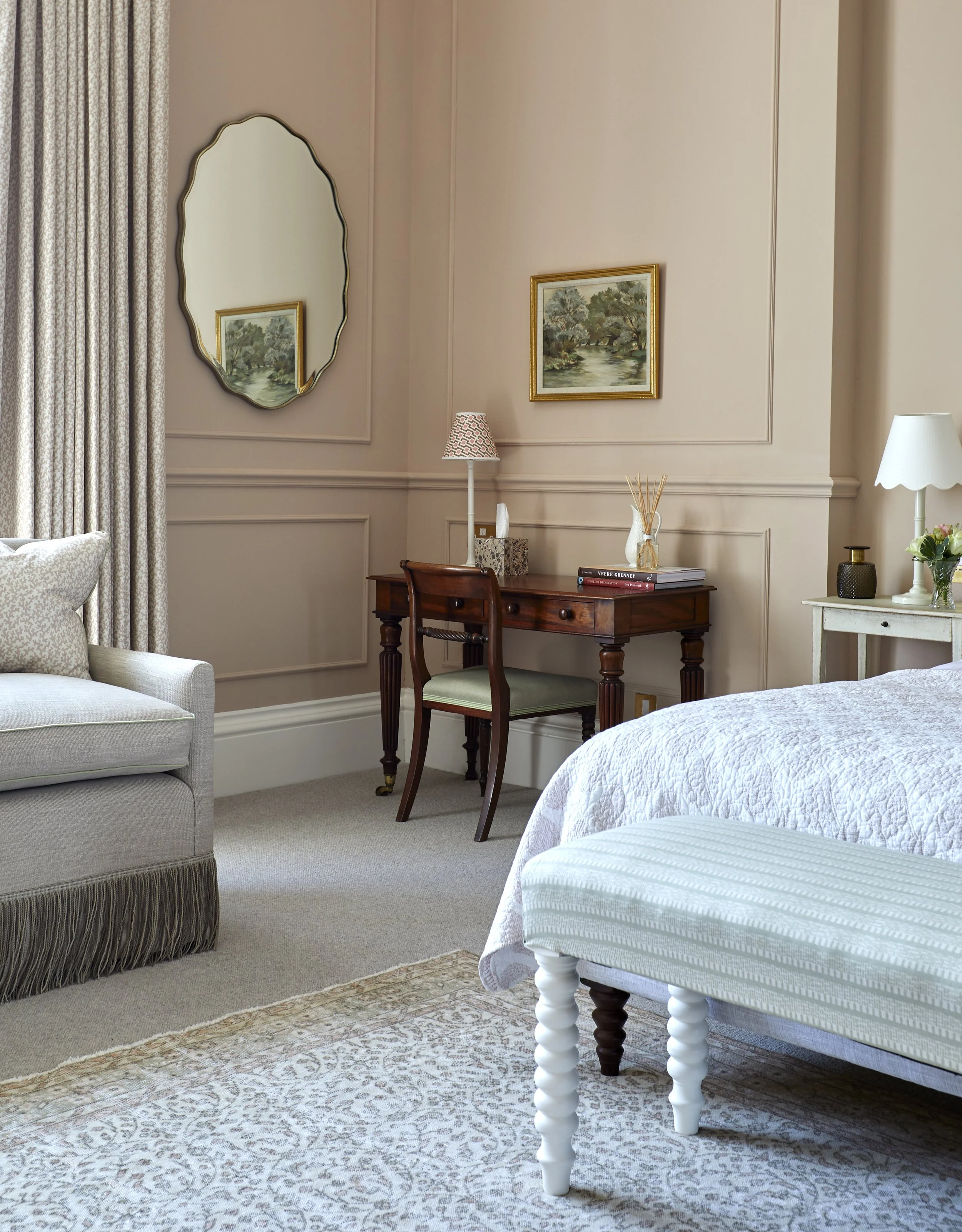 leonardslee house spring.jpg