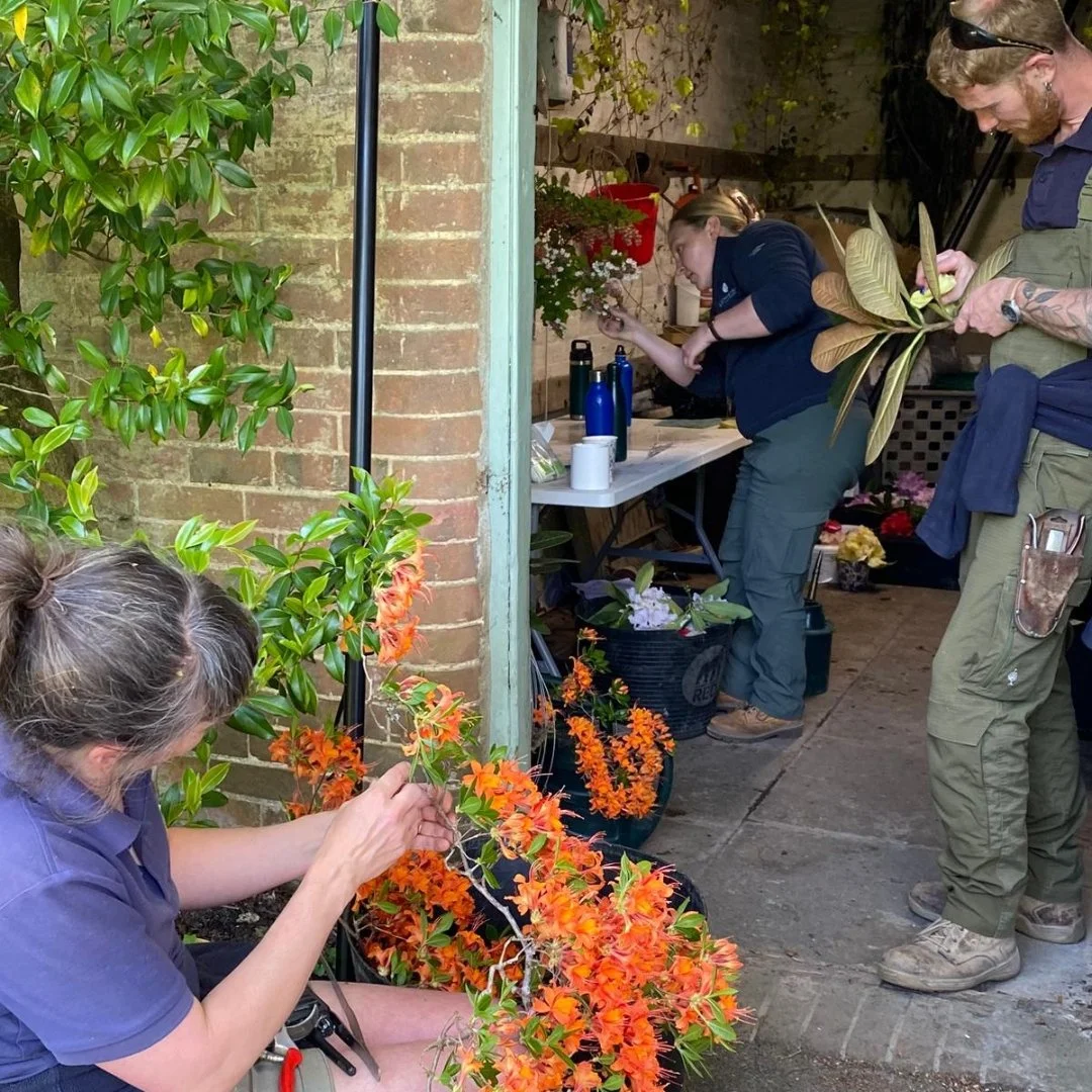 horticultural gardening team.jpg
