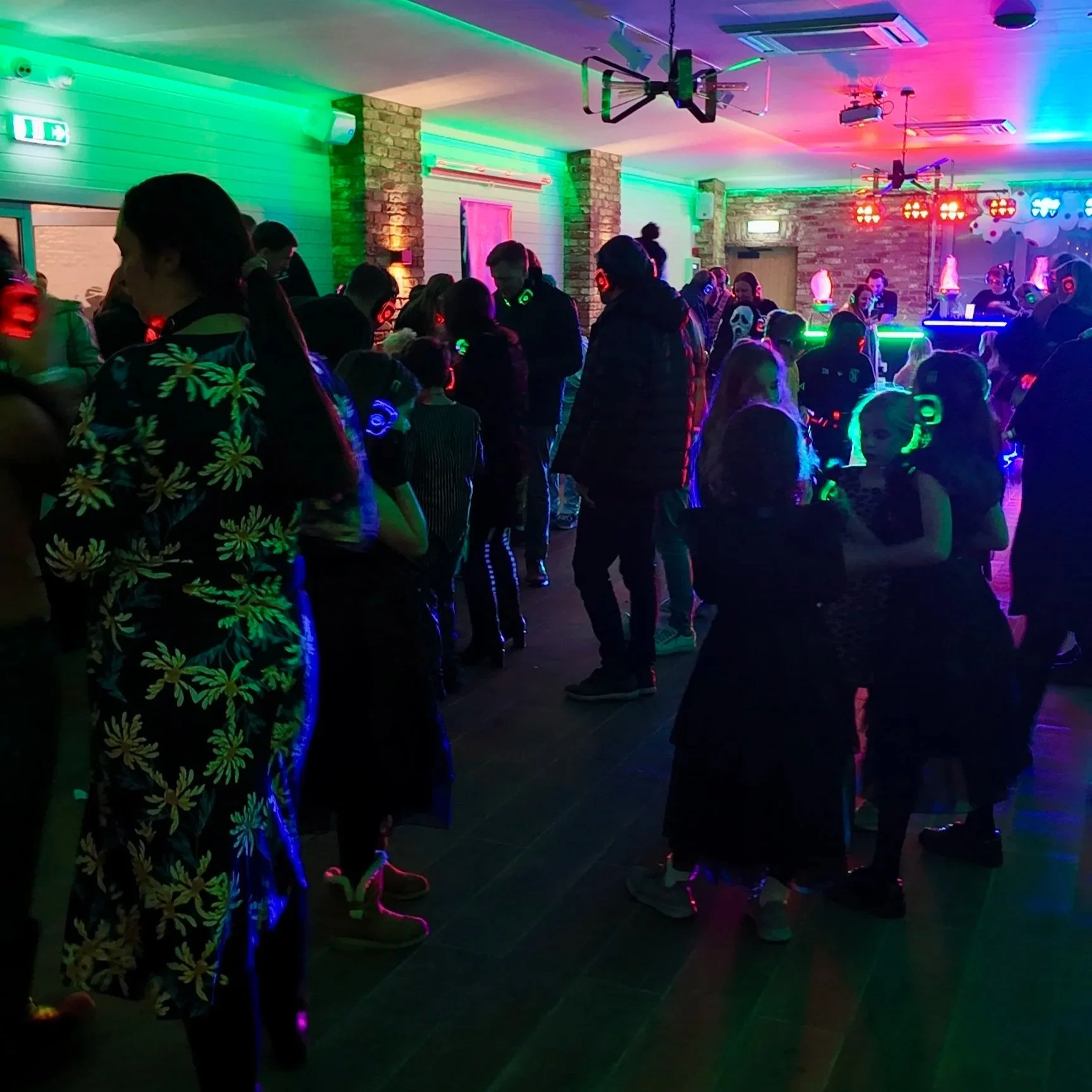 Family+Silent+Disco+%282%29.jpg