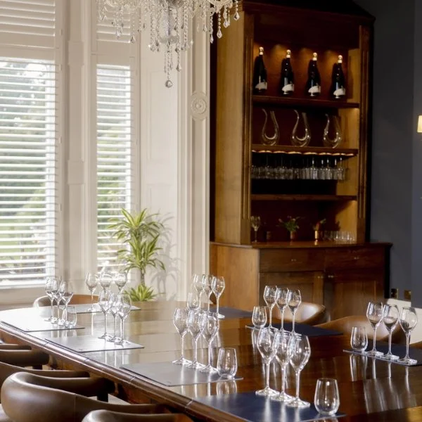 Leonardslee Drawing Room (2).jpg