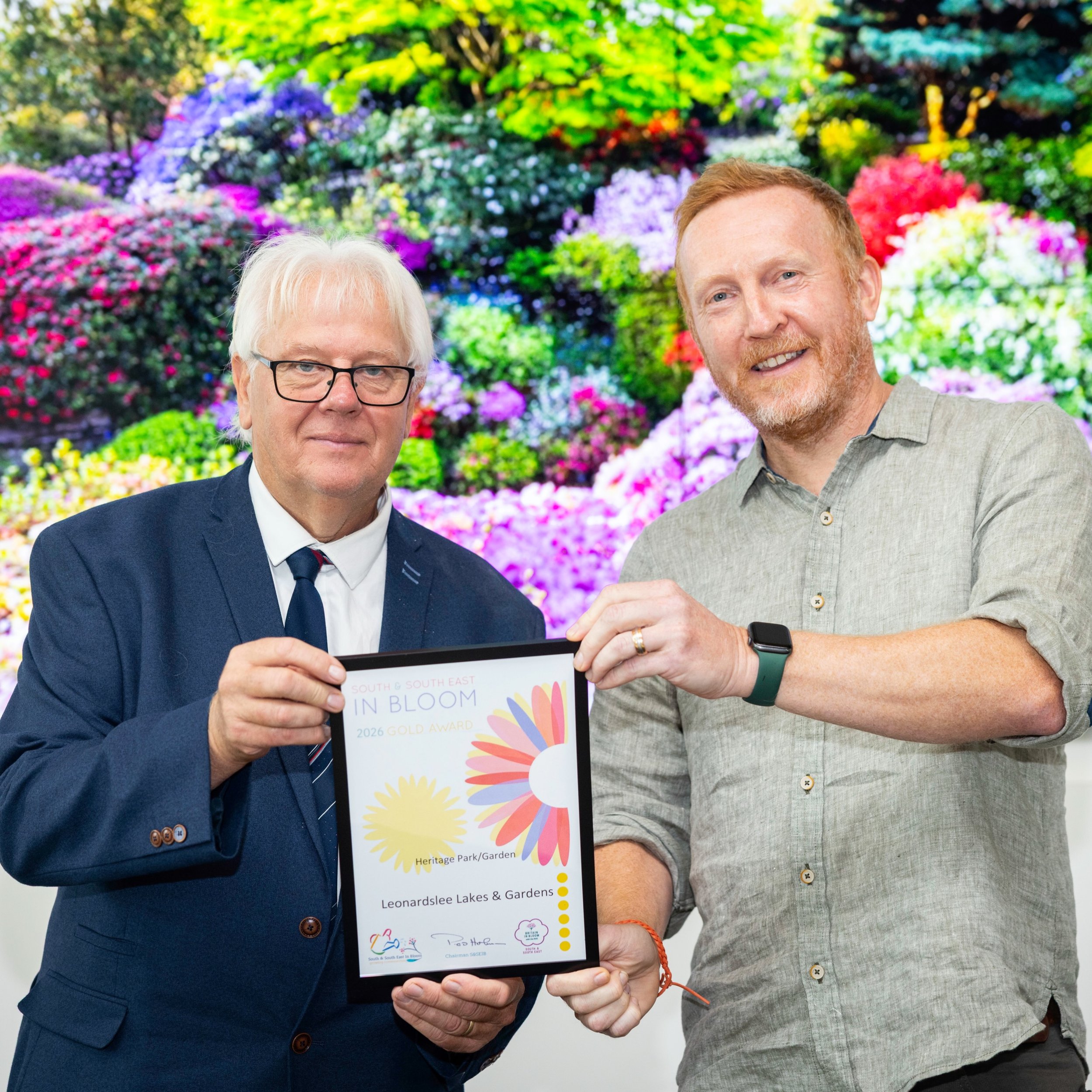🌿 We&rsquo;re delighted to celebrate a double Gold win at the 2026 South &amp; South East In Bloom Awards!

Leonardslee Lakes &amp; Gardens was awarded Gold in the Heritage Park and Garden category, alongside Gold and Best in Category in the Environ