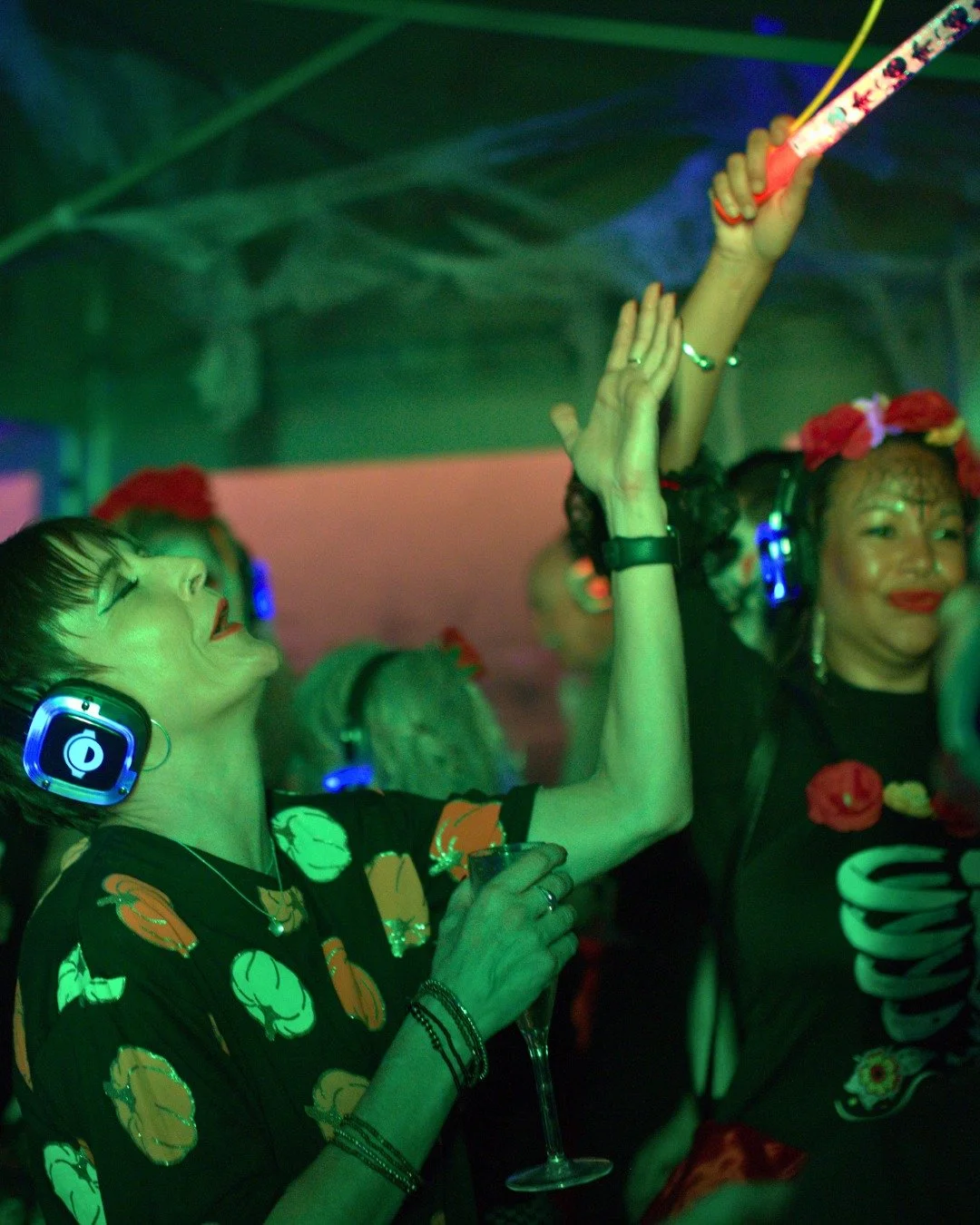 🎃 LAST CHANCE TO BOOK! 🪩

Ready for a spooktacular night of dancing? Join us at Leonardslee tomorrow, Saturday 31 October, for our Adult Halloween Silent Disco! 👻🖤

Get your Halloween costumes ready, grab your headphones and dance the night away 