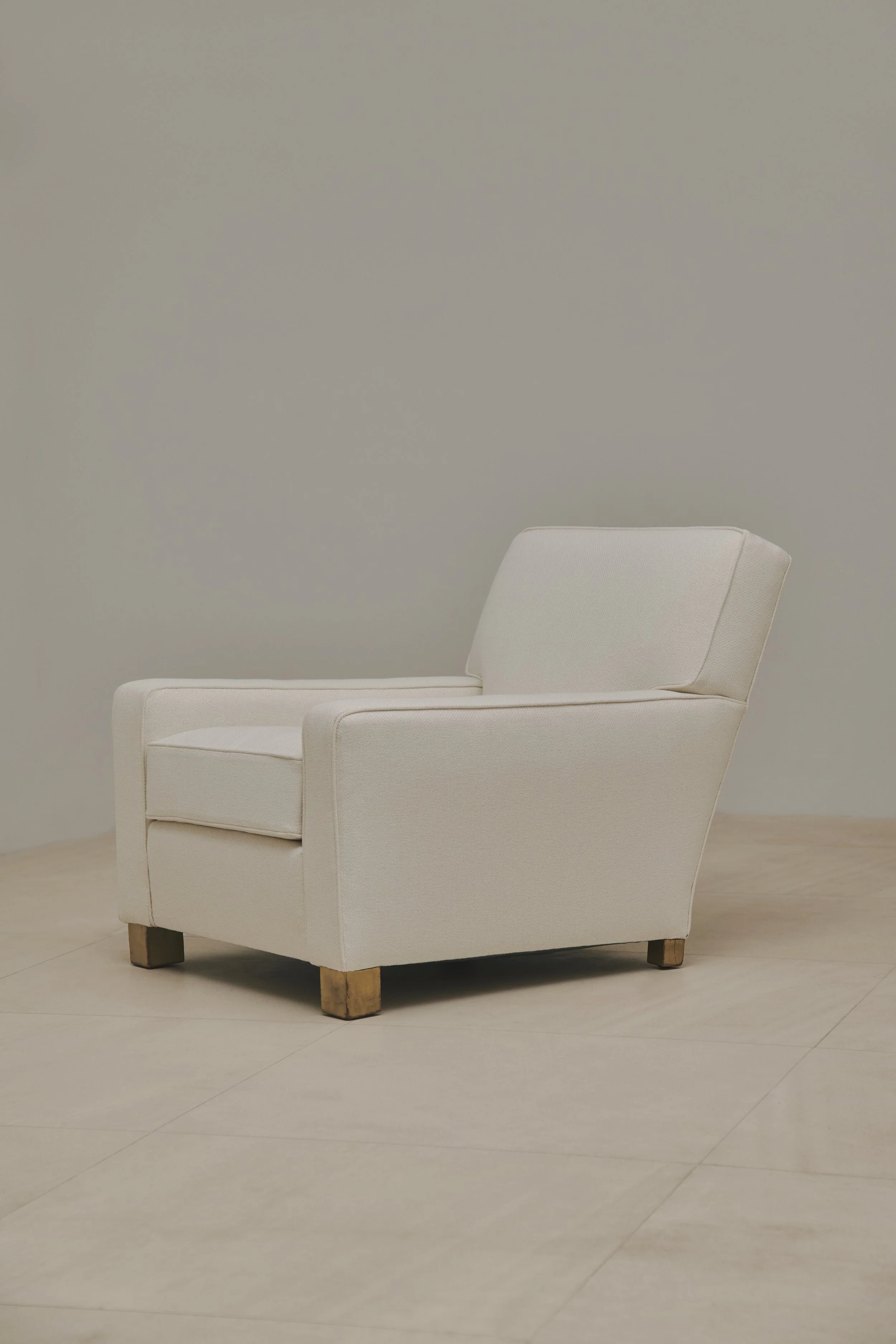 Rare and comfortable armchair by Boris Lacroix with feet in gilt wood by Jean Dunand for Madame Agnès, circa 1927