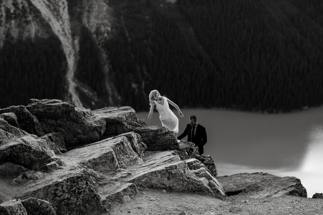 062-banffelopementphotographers.jpg