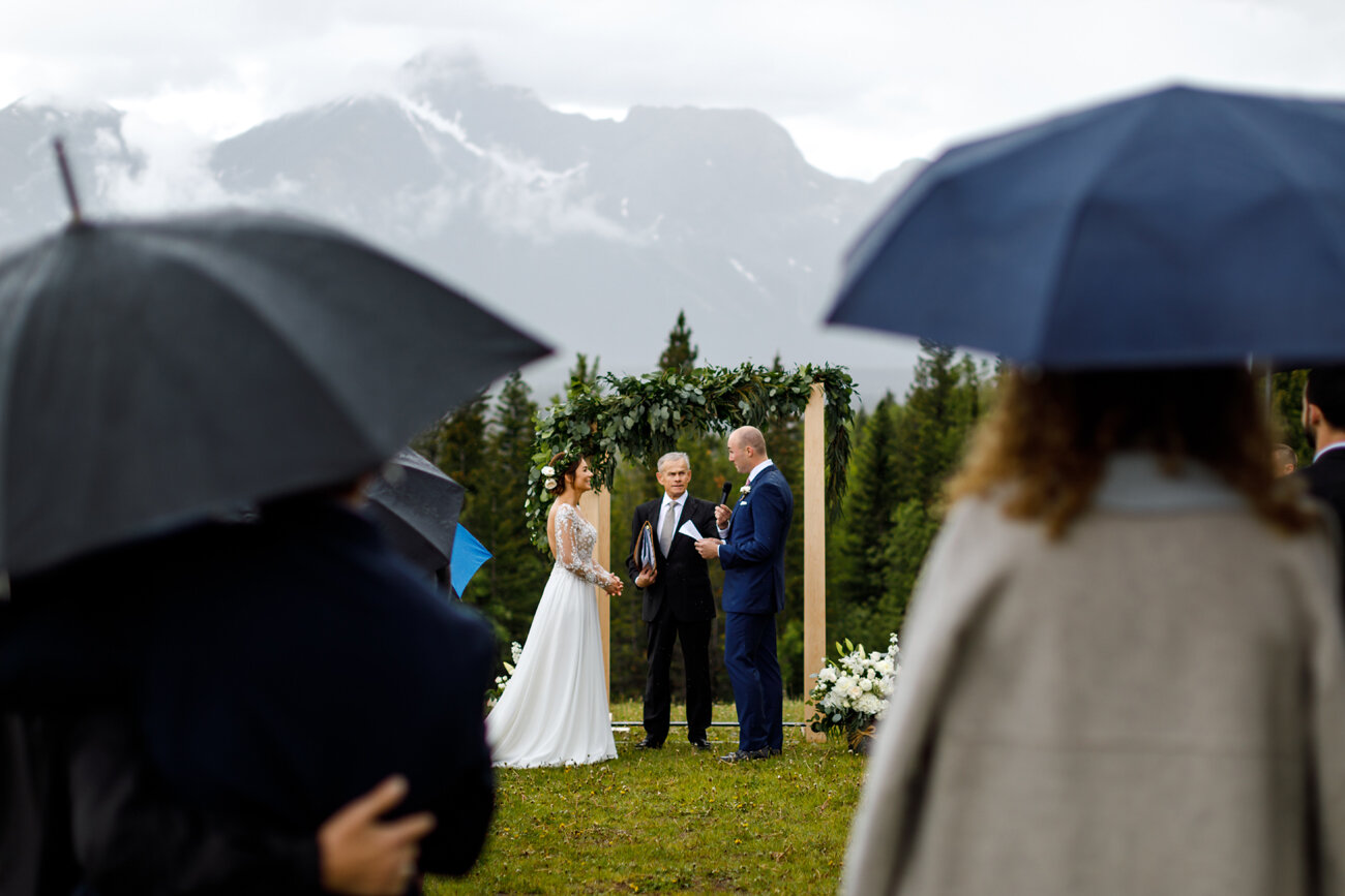 071-calgary-wedding-photographers.jpg