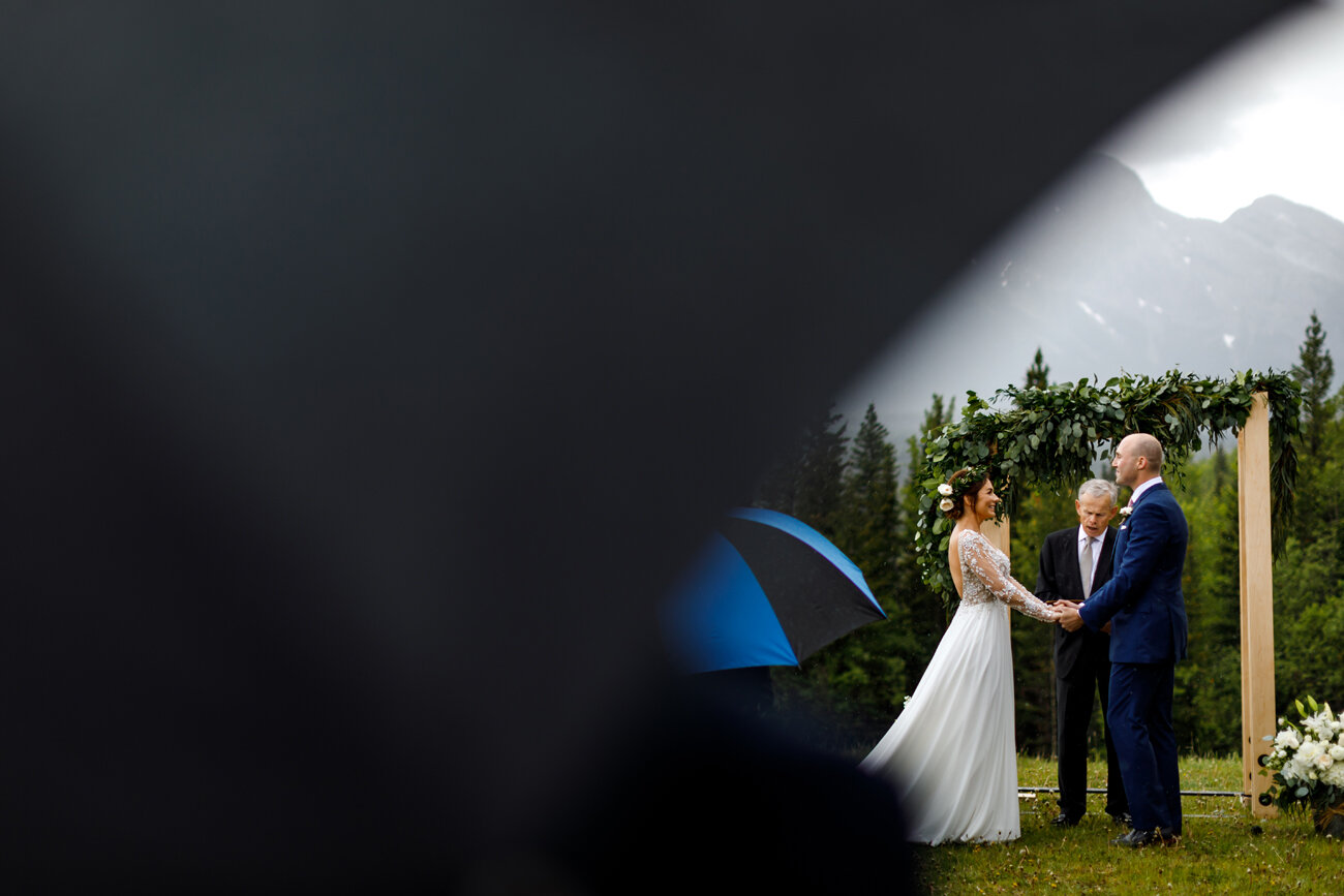 072-calgary-wedding-photographers.jpg