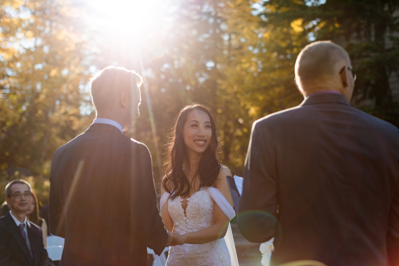 075-banff-elopement-photographers--emerald-lake.jpg