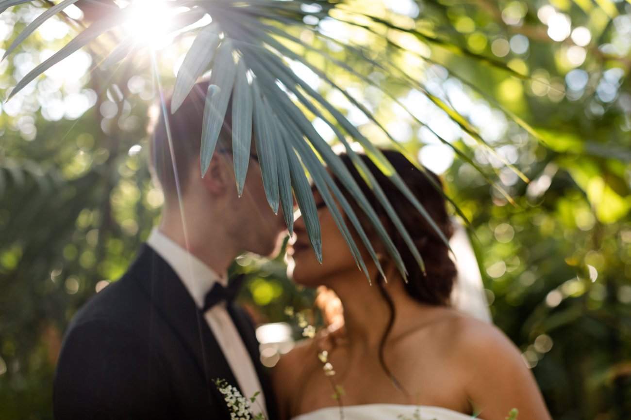  Calgary Wedding Photographer, Calgary Zoo Winter Wedding, Downtown Calgary, Central Library 