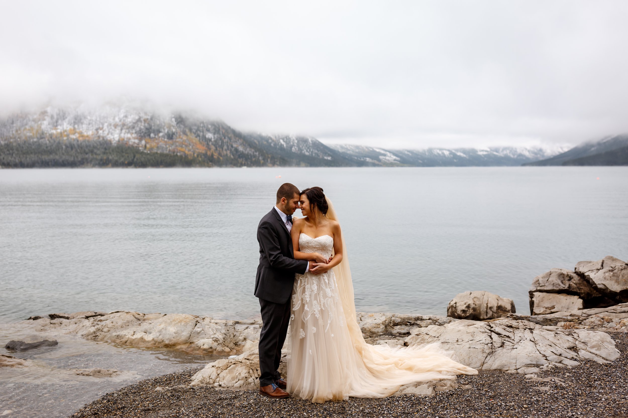  Lake Minnewanka Elopement, Banff Wedding Photographer 