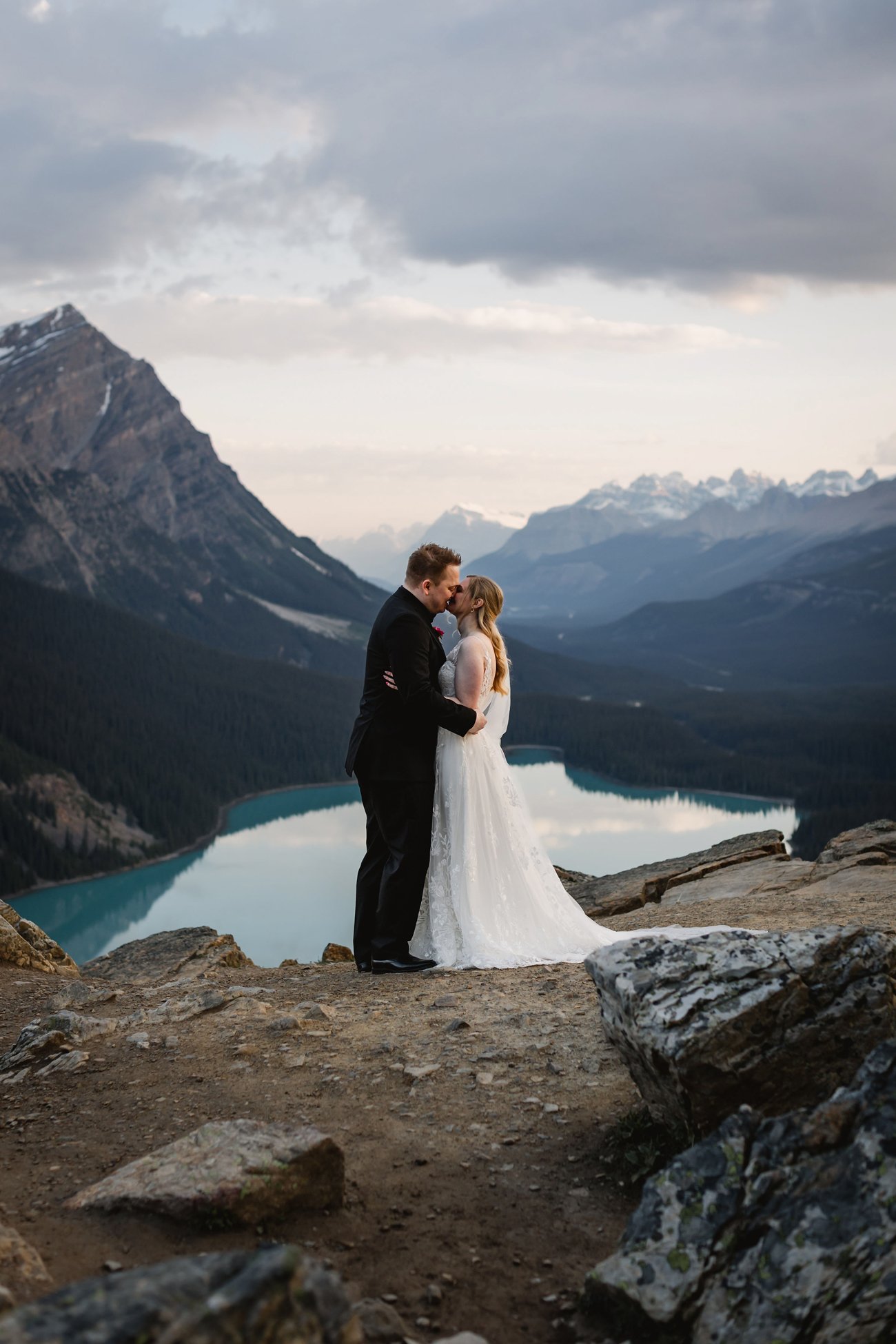 004-kendal-and-kevin--year-in-review-2023--calgary--banff--wedding-photographers.jpg