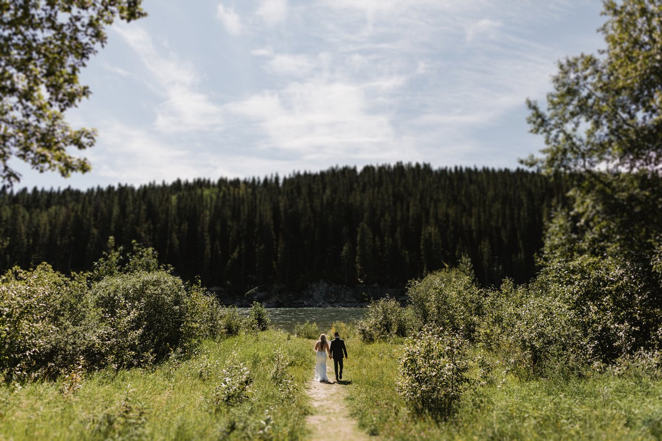 056-kendal-and-kevin--year-in-review-2023--calgary--banff--wedding-photographers.jpg
