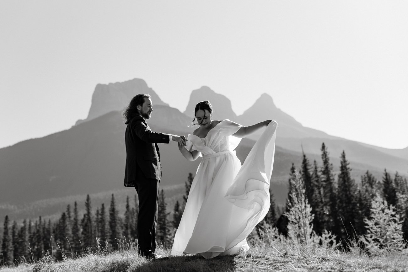 093-kendal-and-kevin--year-in-review-2023--calgary--banff--wedding-photographers.jpg