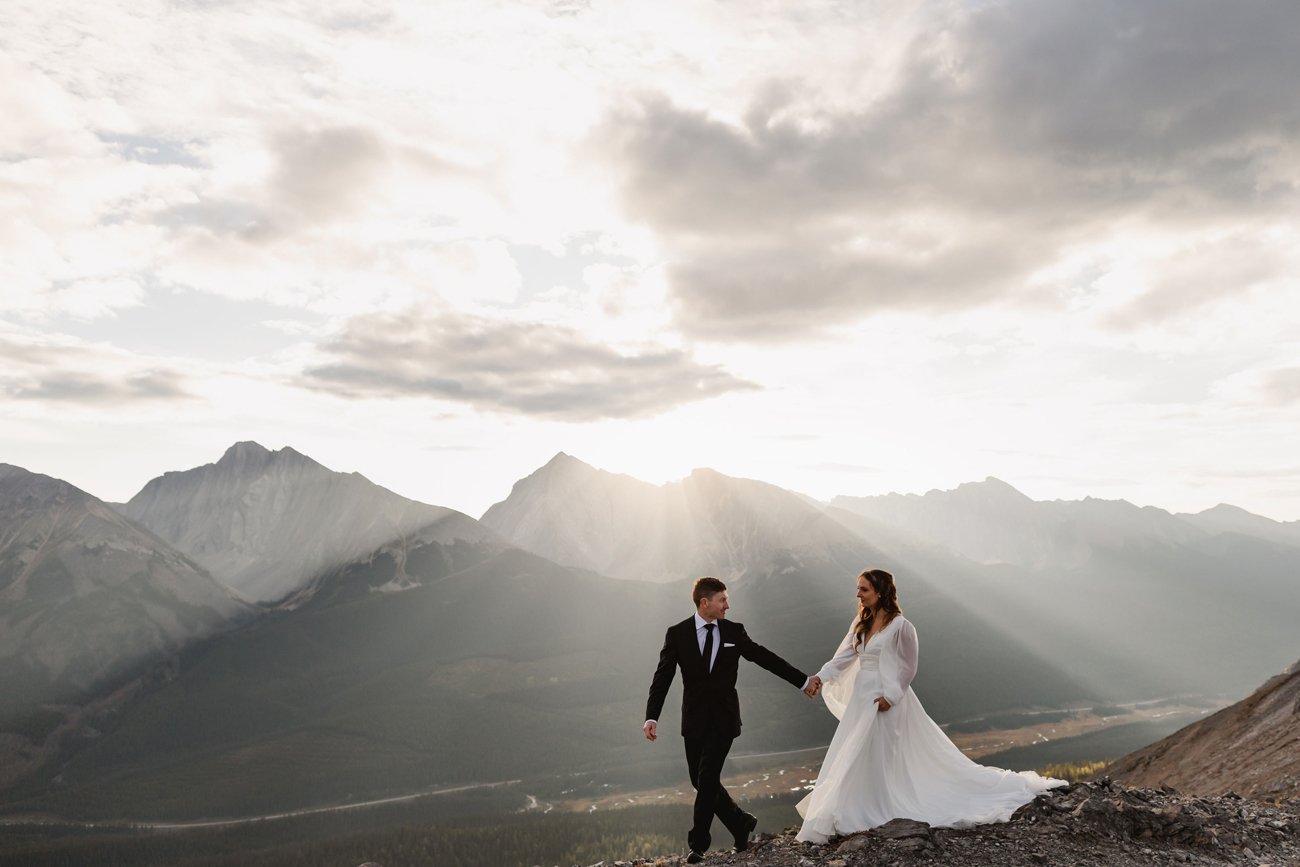 172-kendal-and-kevin--year-in-review-2023--calgary--banff--wedding-photographers.jpg