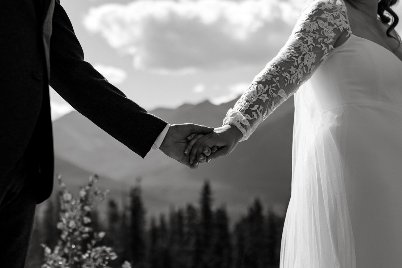 155-kendal-and-kevin--year-in-review-2023--calgary--banff--wedding-photographers.jpg