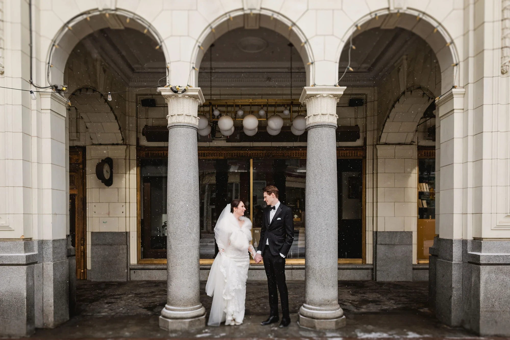 kendal-and-kevin-hudson-bay-arches-calgary-wedding-photos.webp