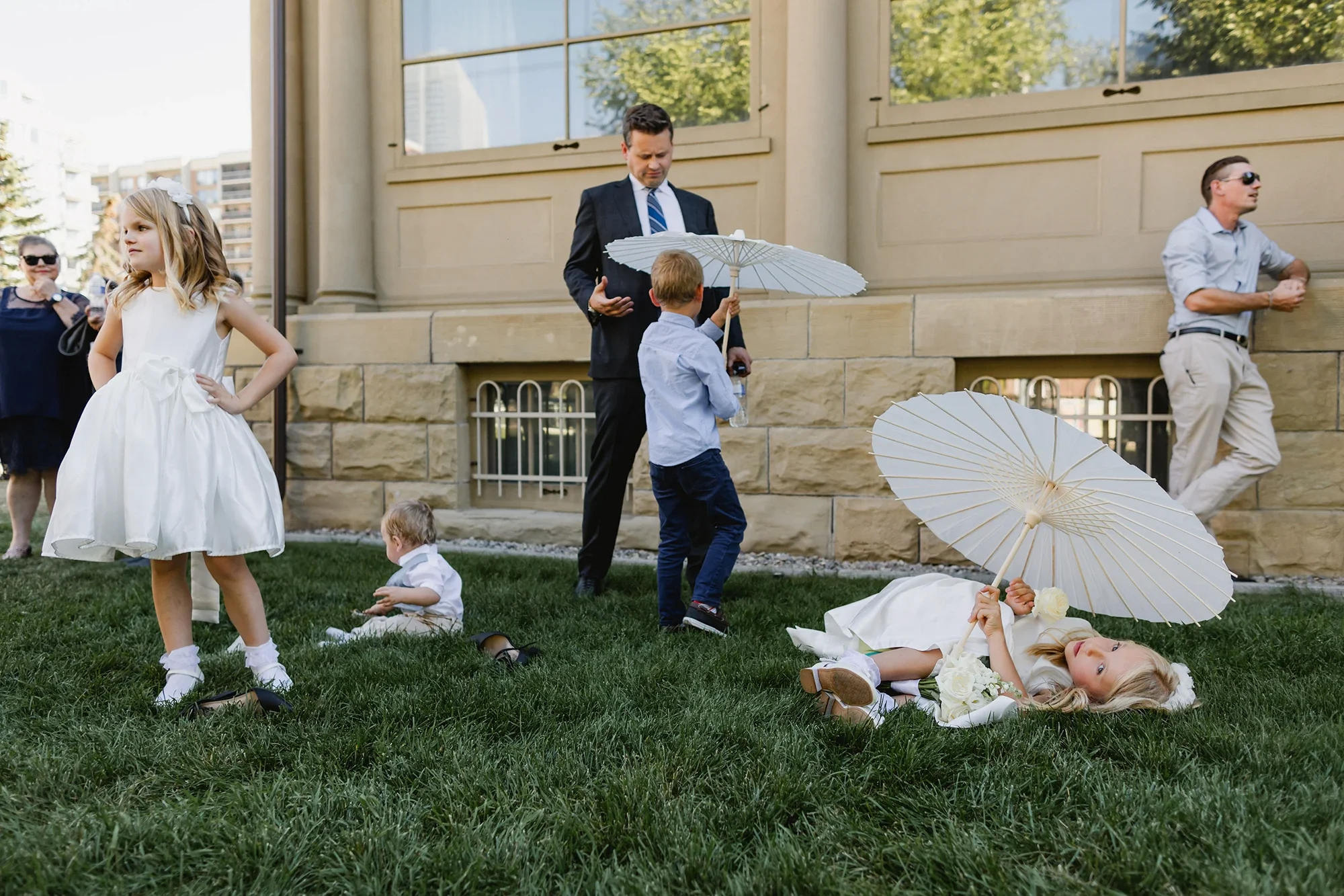 kendal-and-kevin-lougheed-house-wedding-children-photo.webp
