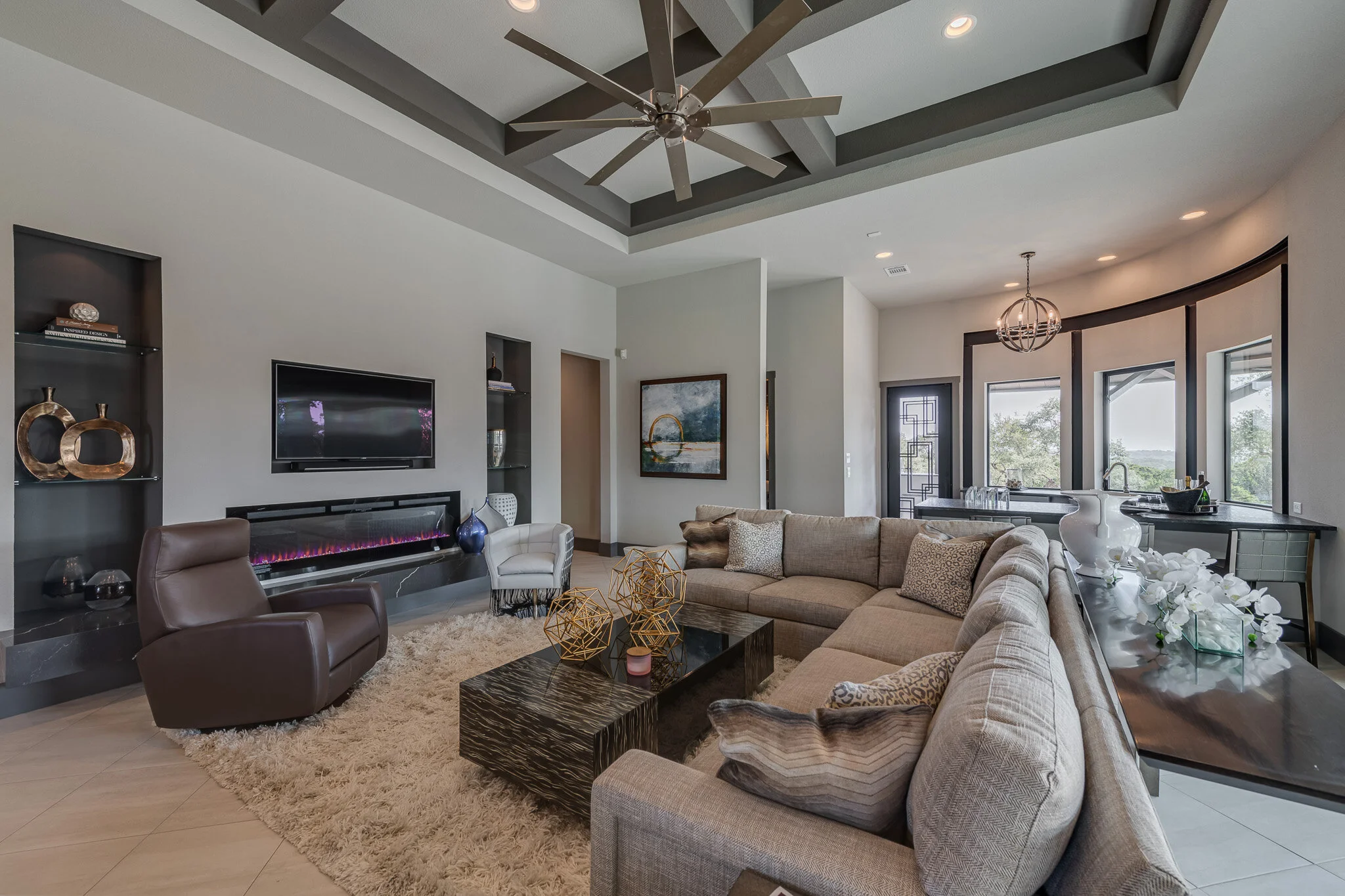 Eller Residence Garden Ridge, TX — Mike Hollaway Custom Homes