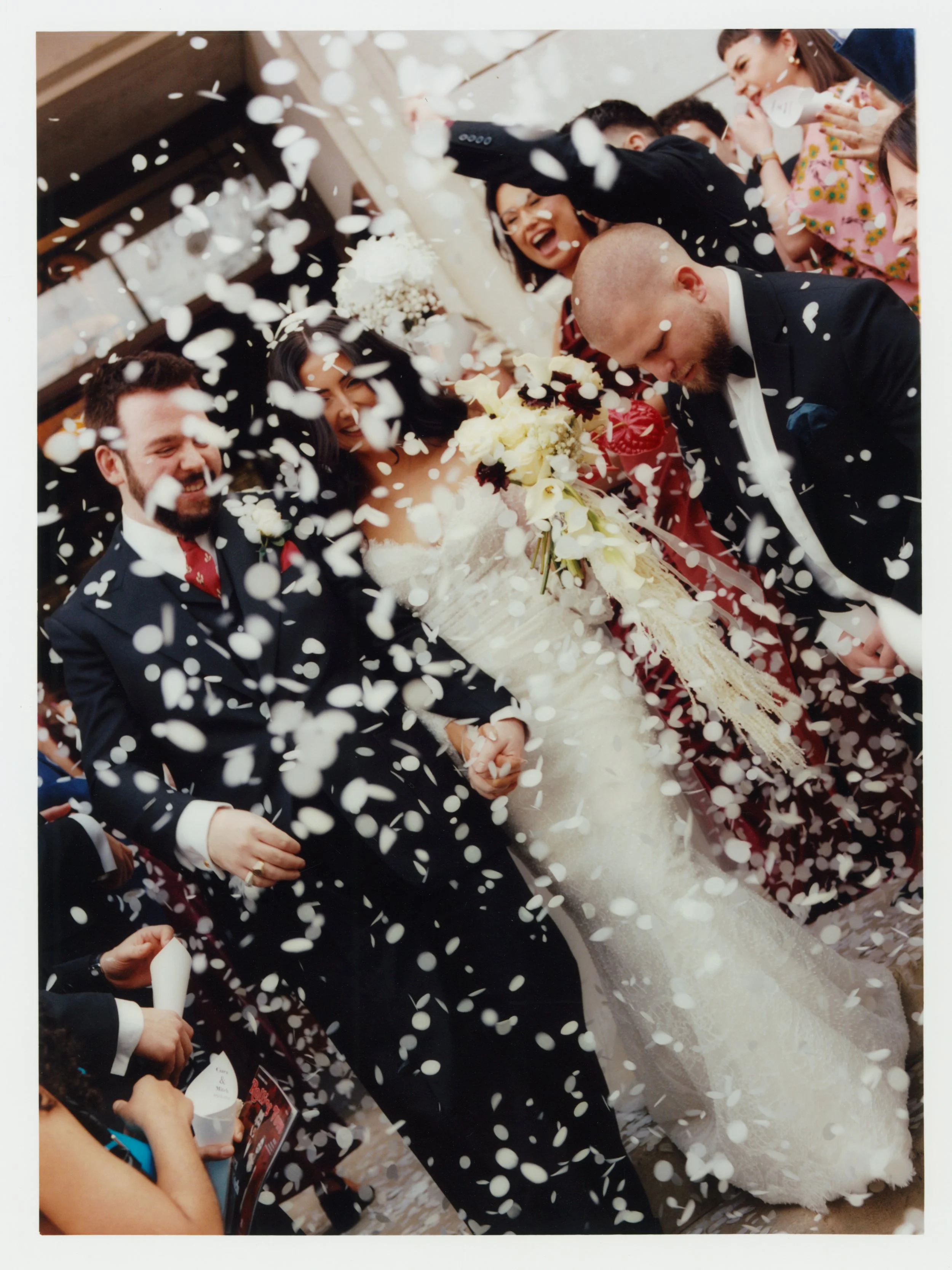 Mitch & Ciara celebrated their elegant London wedding, surrounded by the city's timeless charm.
