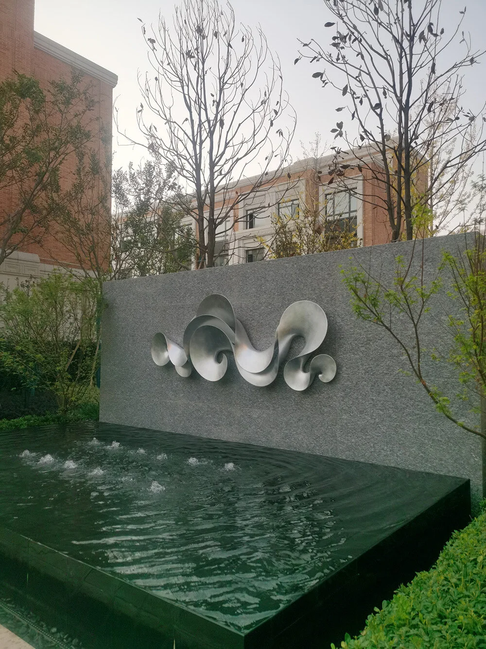 Outdoor metal sculpture