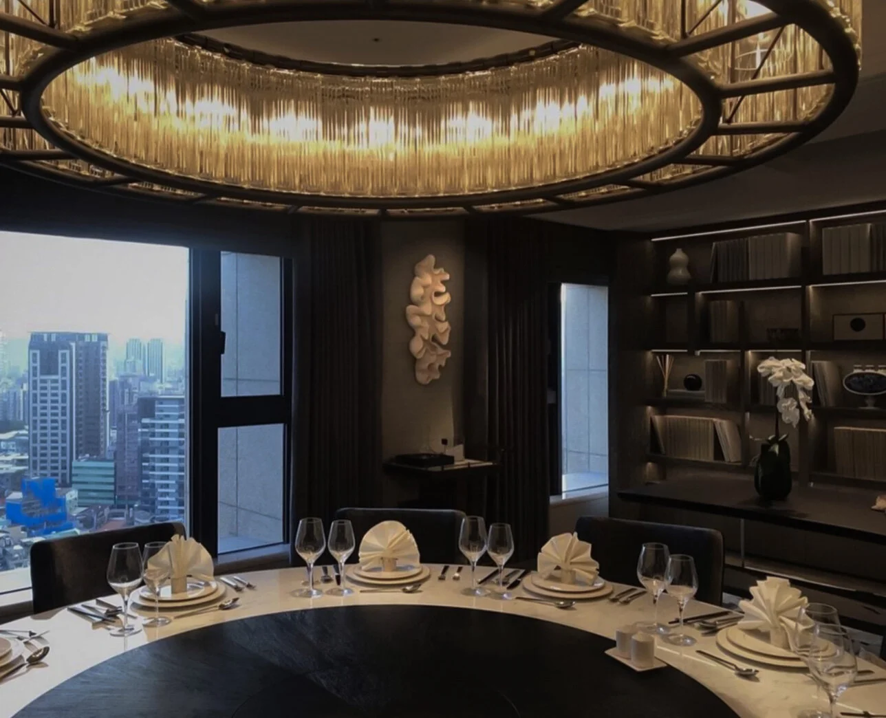 Coral, Ceramic sculpture