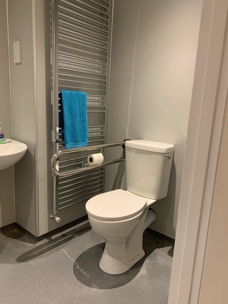 adapted-living-bathroom.jpeg