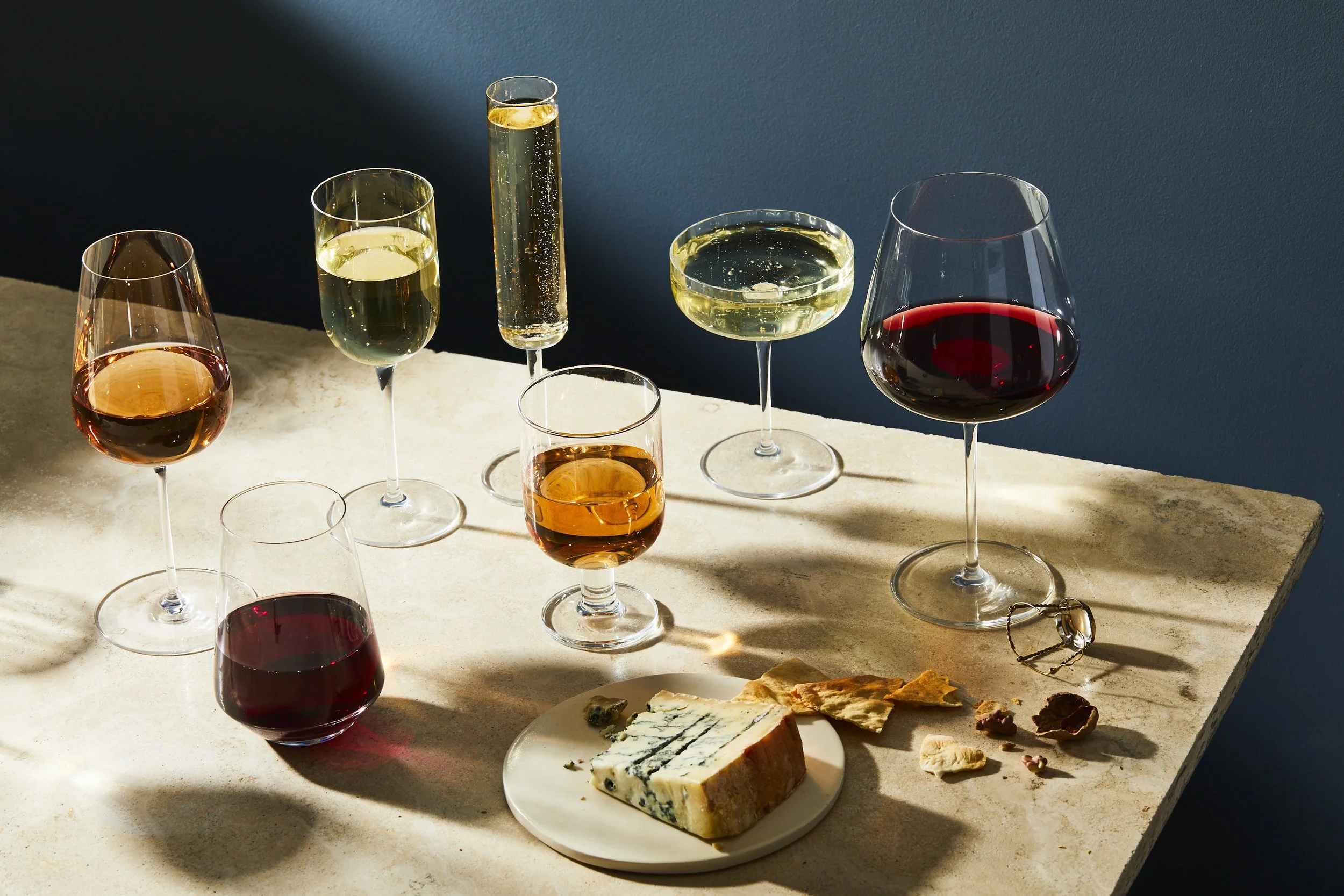 2022-0121_guide-to-glassware_header_3x2_julia-gartland_2923 1.jpg