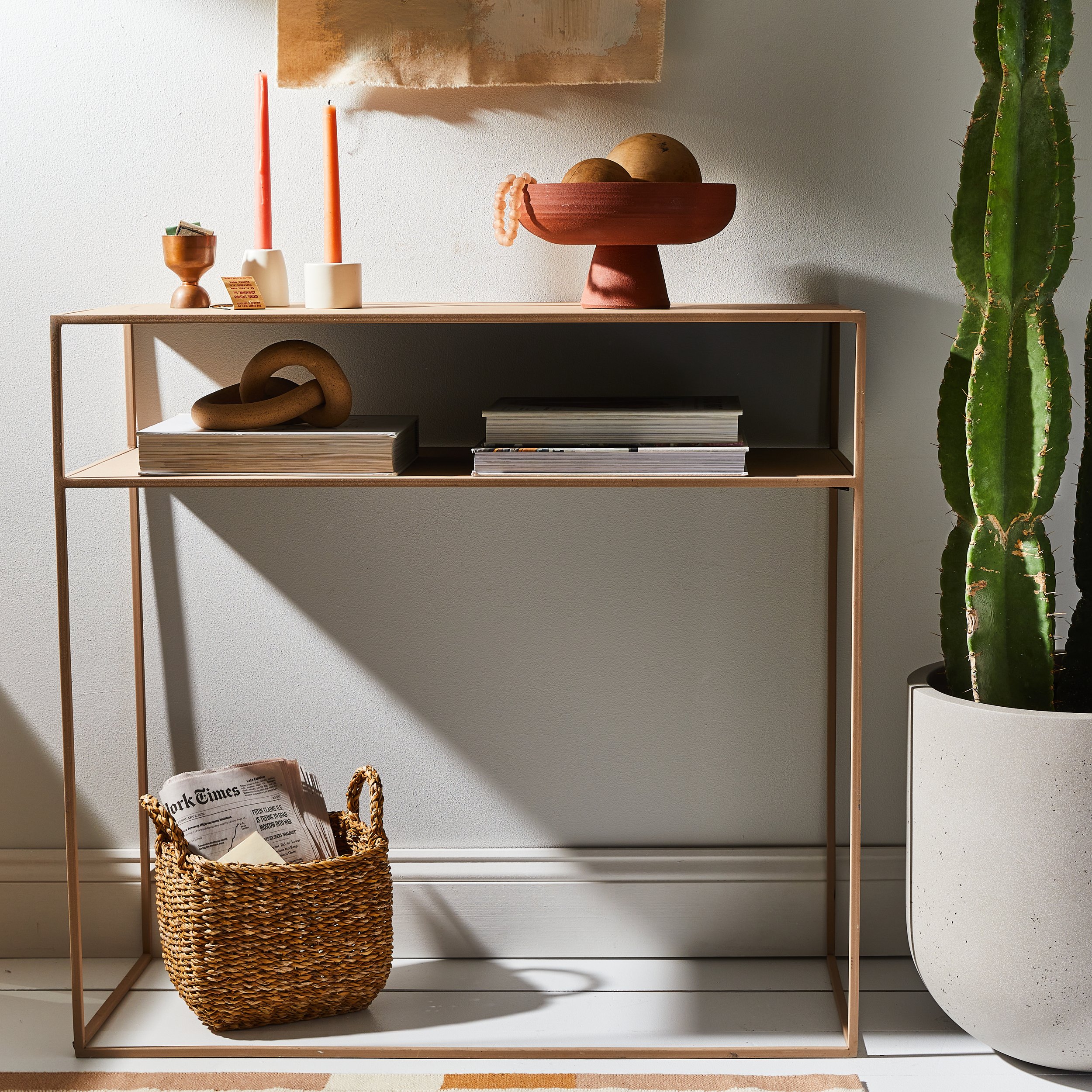 2022-0316_blomus_fera-modern-console-table_tan_1x1_julia-gartland_179.jpg