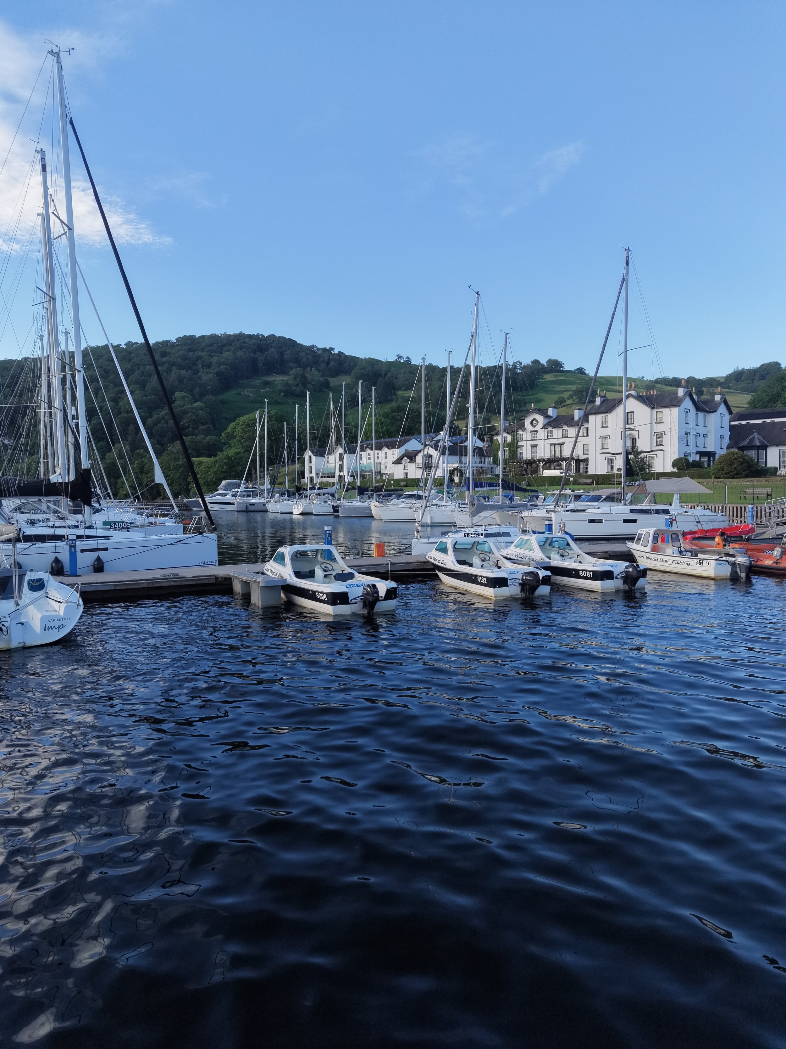 Low Wood Bay to Troutbeck Circular Walk: An Easy Pub Walk with Stunning Lake Views