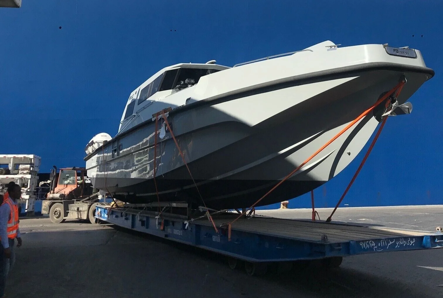 Header 'boats delivery'.jpg