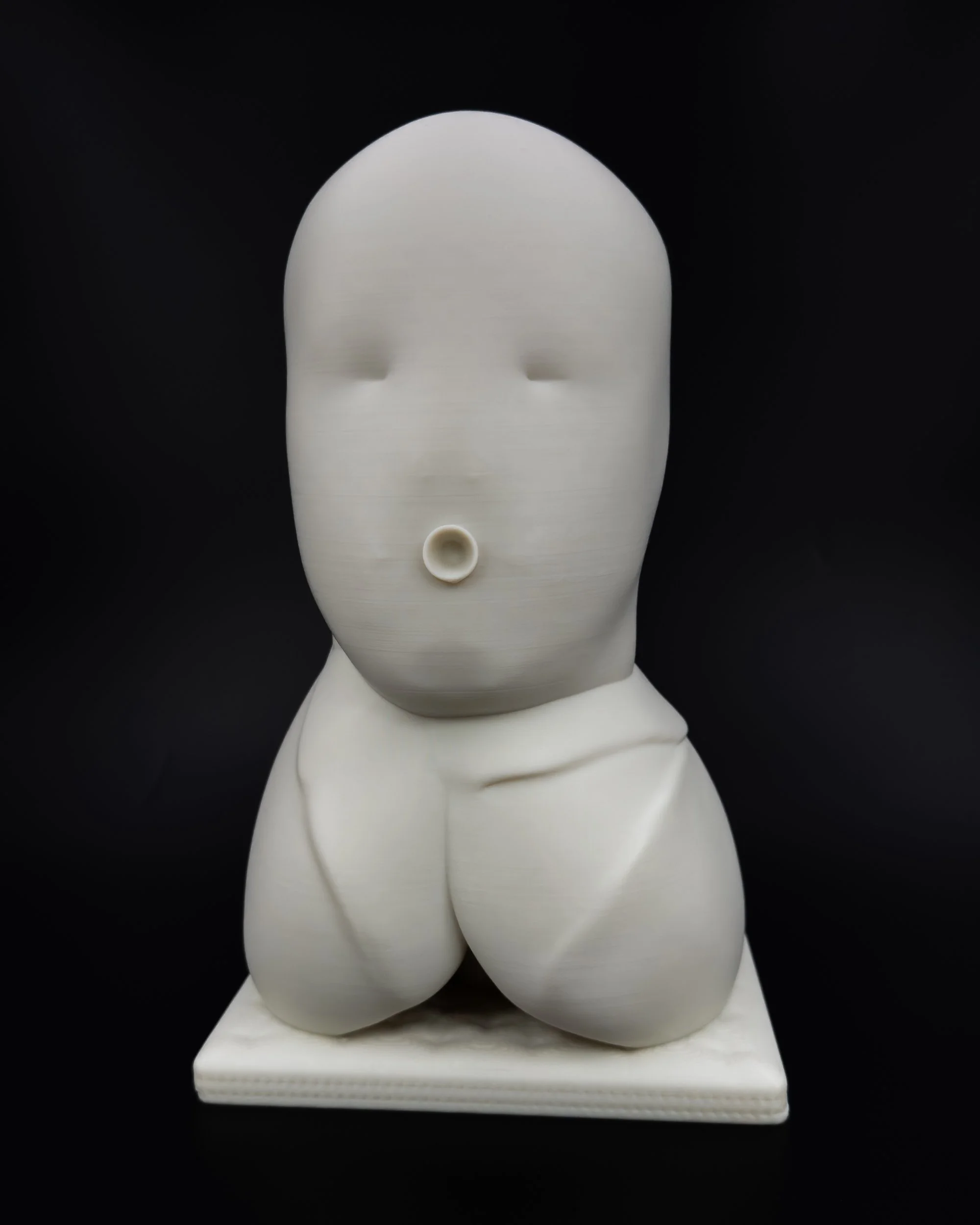Head and Lungs (2026). Bioplastic, 10 ½ x 6 ½ x 5 ½ in.