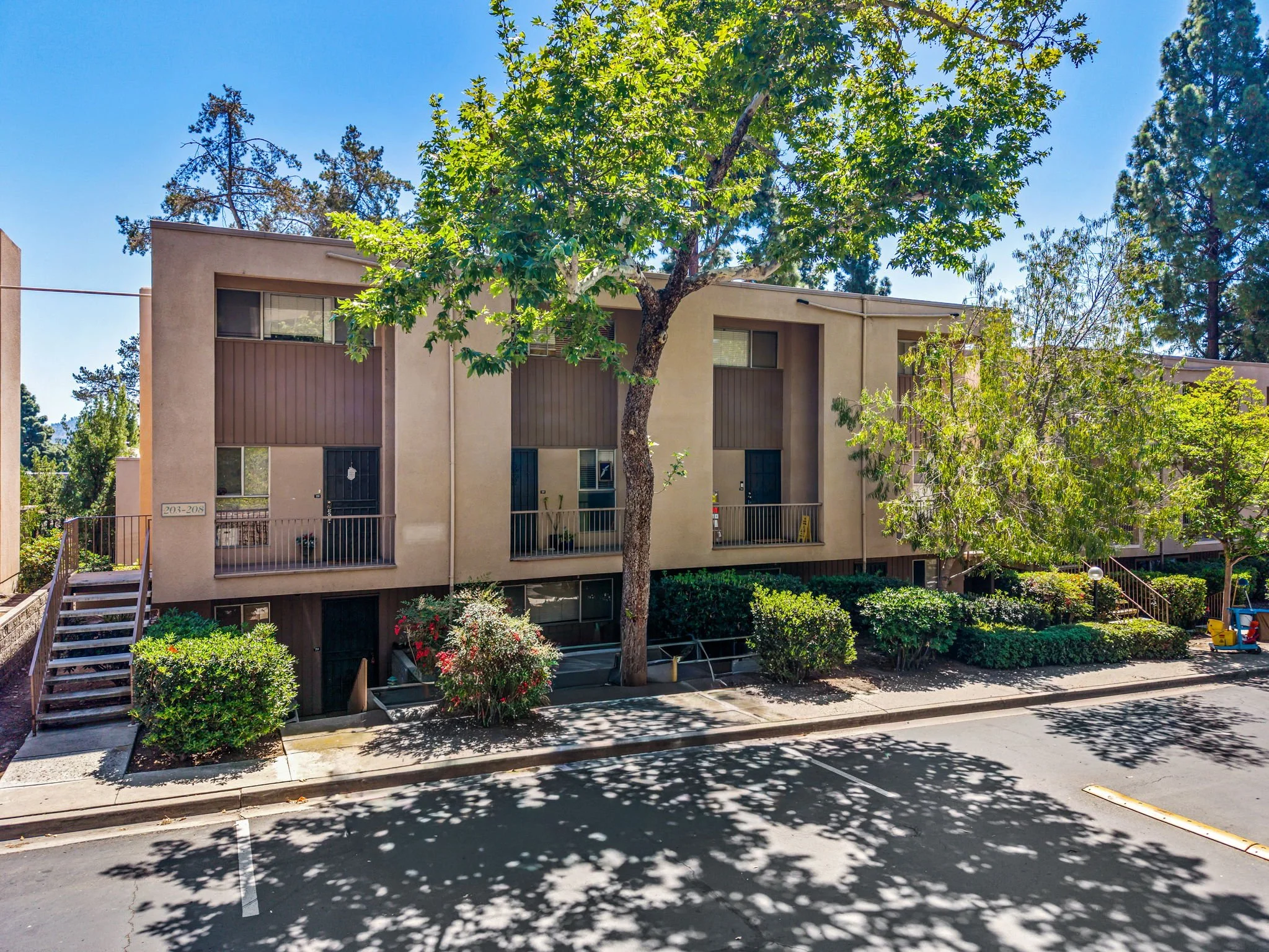 26-web-or-mls-Baltimore Dr 028.jpeg