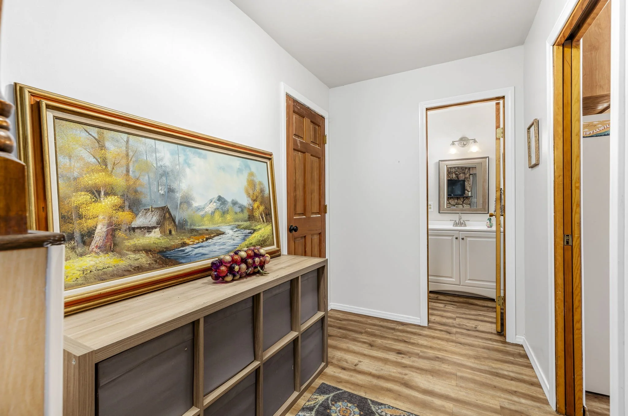 33-web-or-mls-Sylvan Way 041.jpg