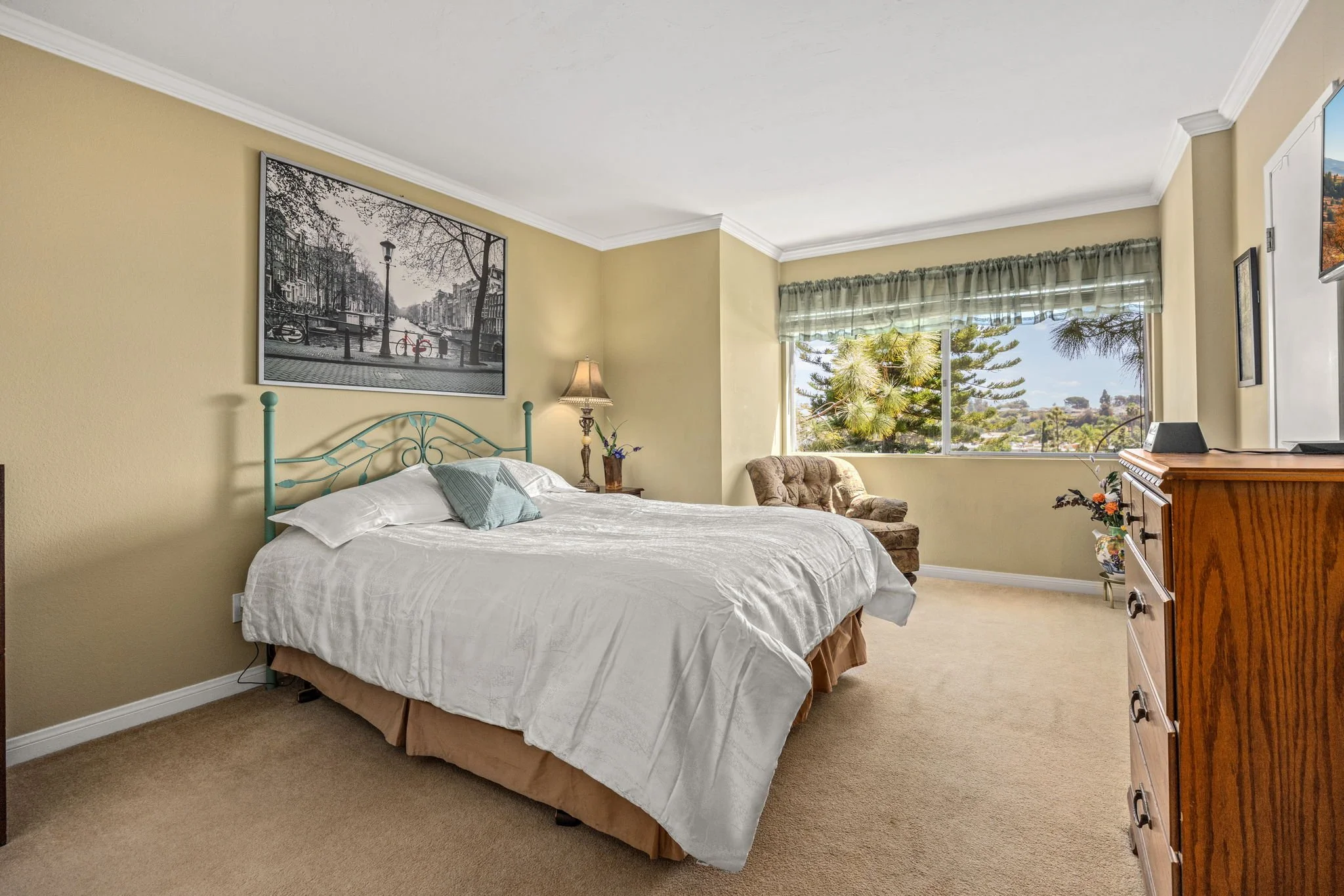 15-web-or-mls-Baltimore Dr 017.jpeg